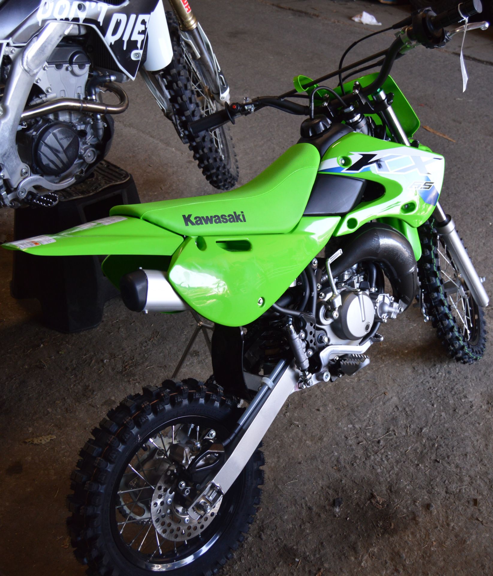 thumbnail image 2 of Kawasaki KX65 2000-2026 Service & Repair Manual - Paper Format, Comprehensive Guide For Maintenance And Rebuilds 2 of 3
