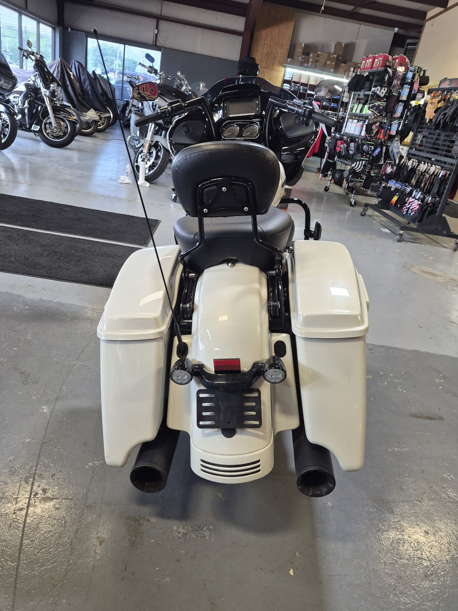 2018 Harley-Davidson Road Glide® Special 4