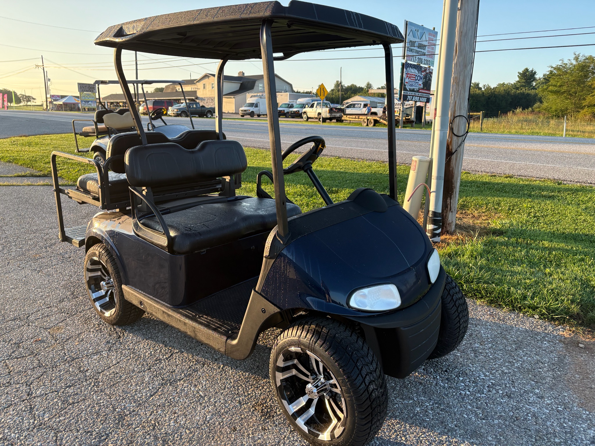 2017 EZGO RXV