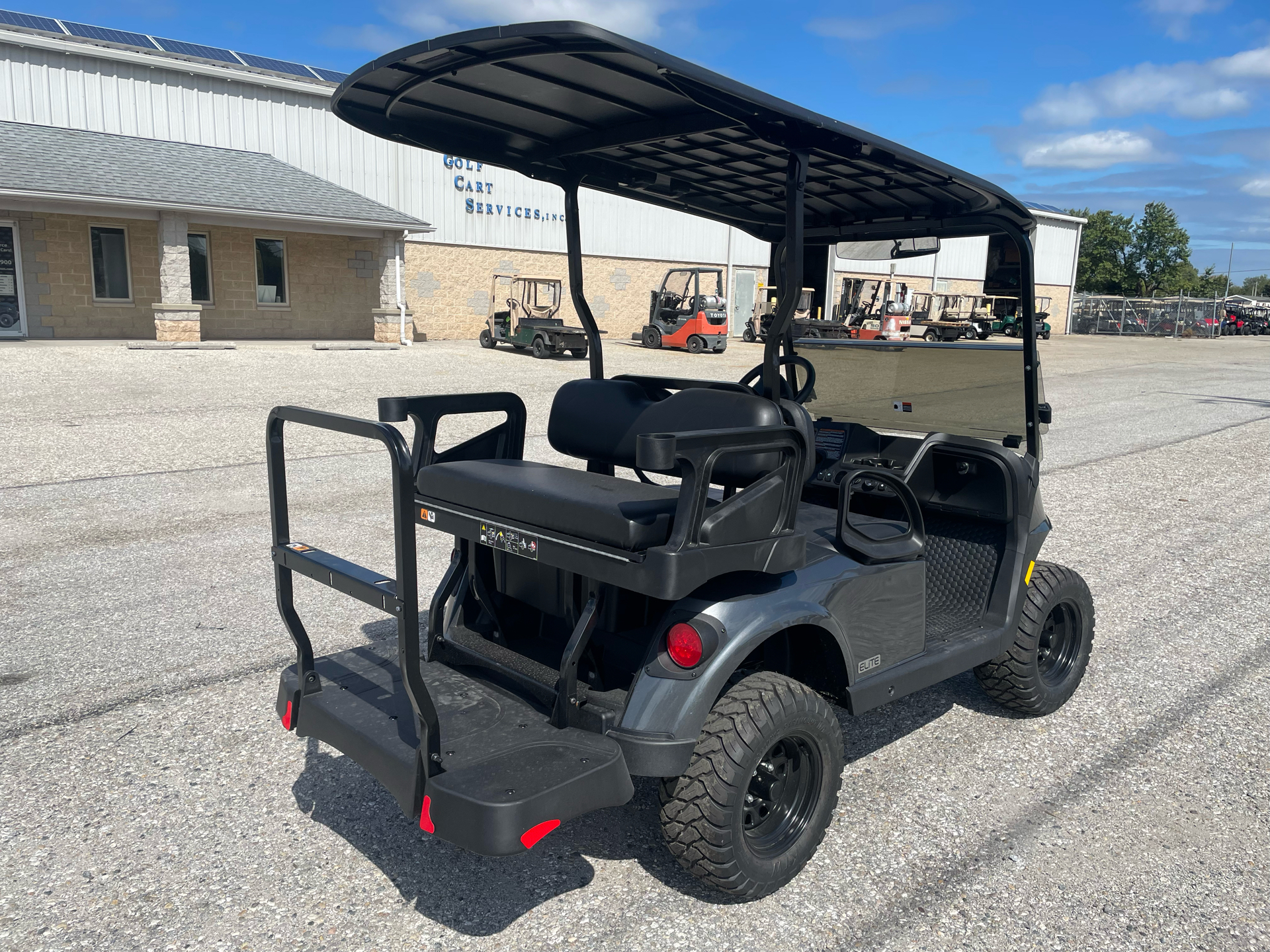 2026 E-Z-GO RXV SUMMIT X Golf Carts New Oxford Pennsylvania