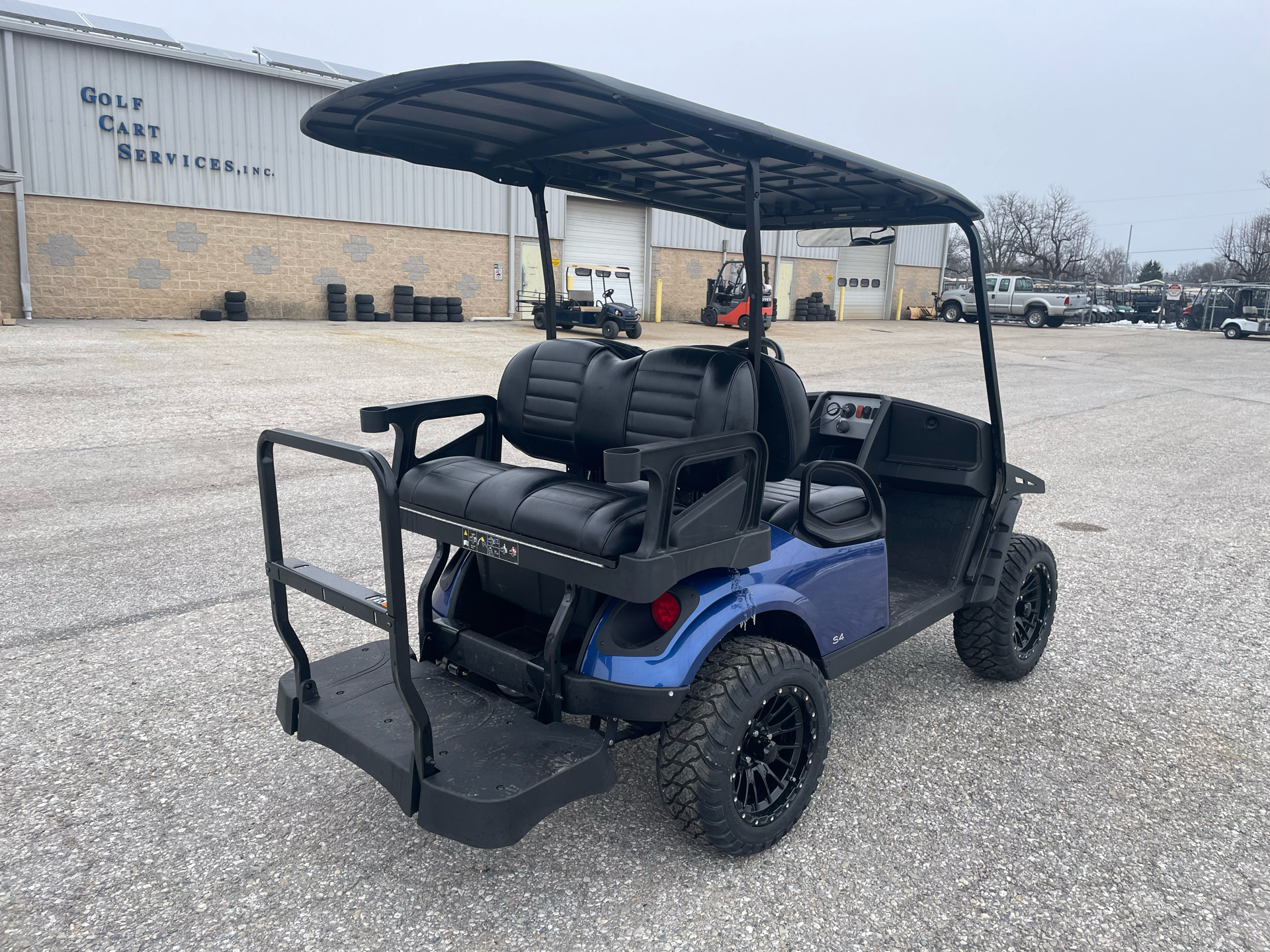 2024 E-Z-GO EXPRESS S4 GAS Golf Carts New Oxford Pennsylvania