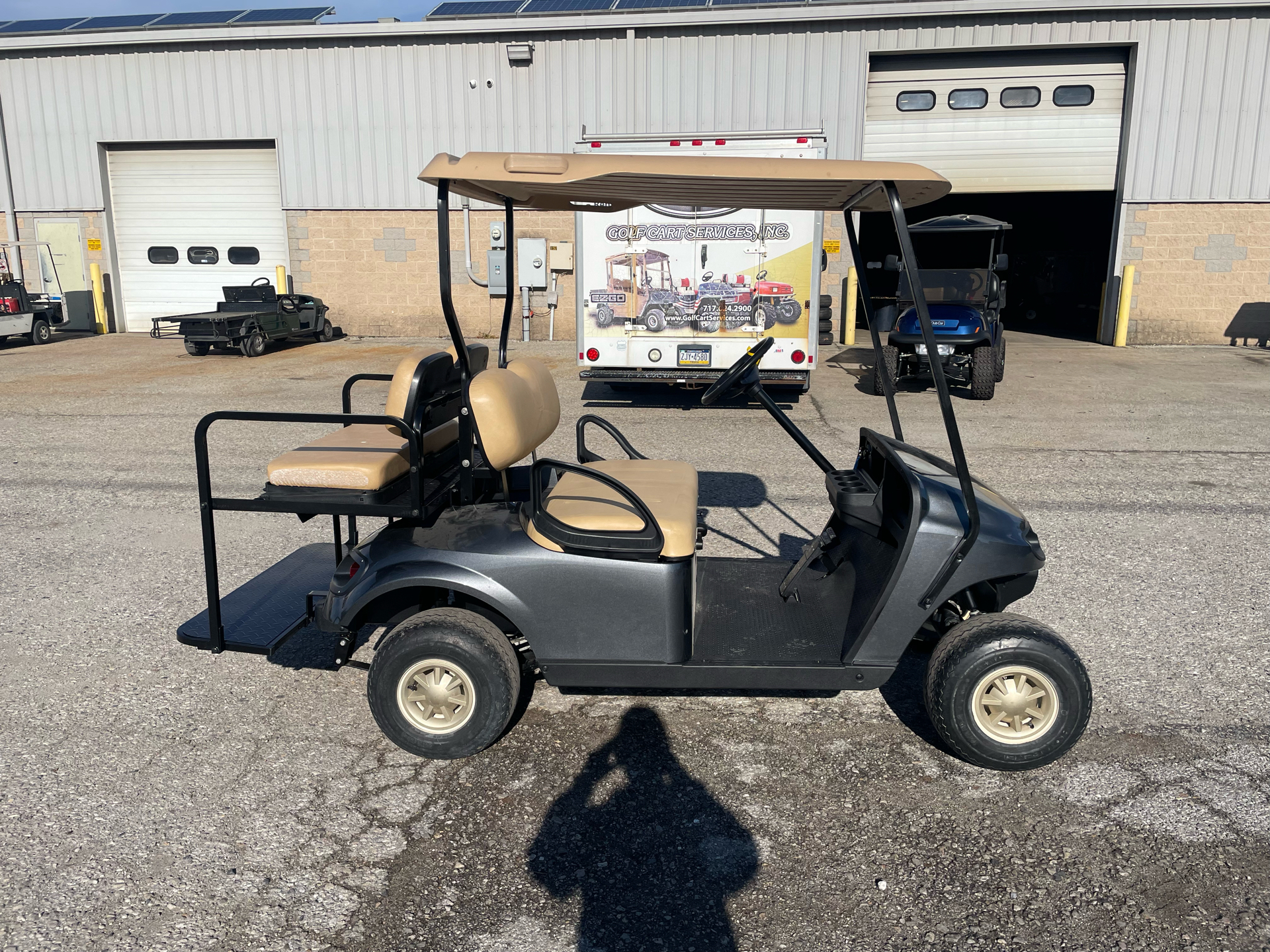 2019 EZGO TXT photo 3