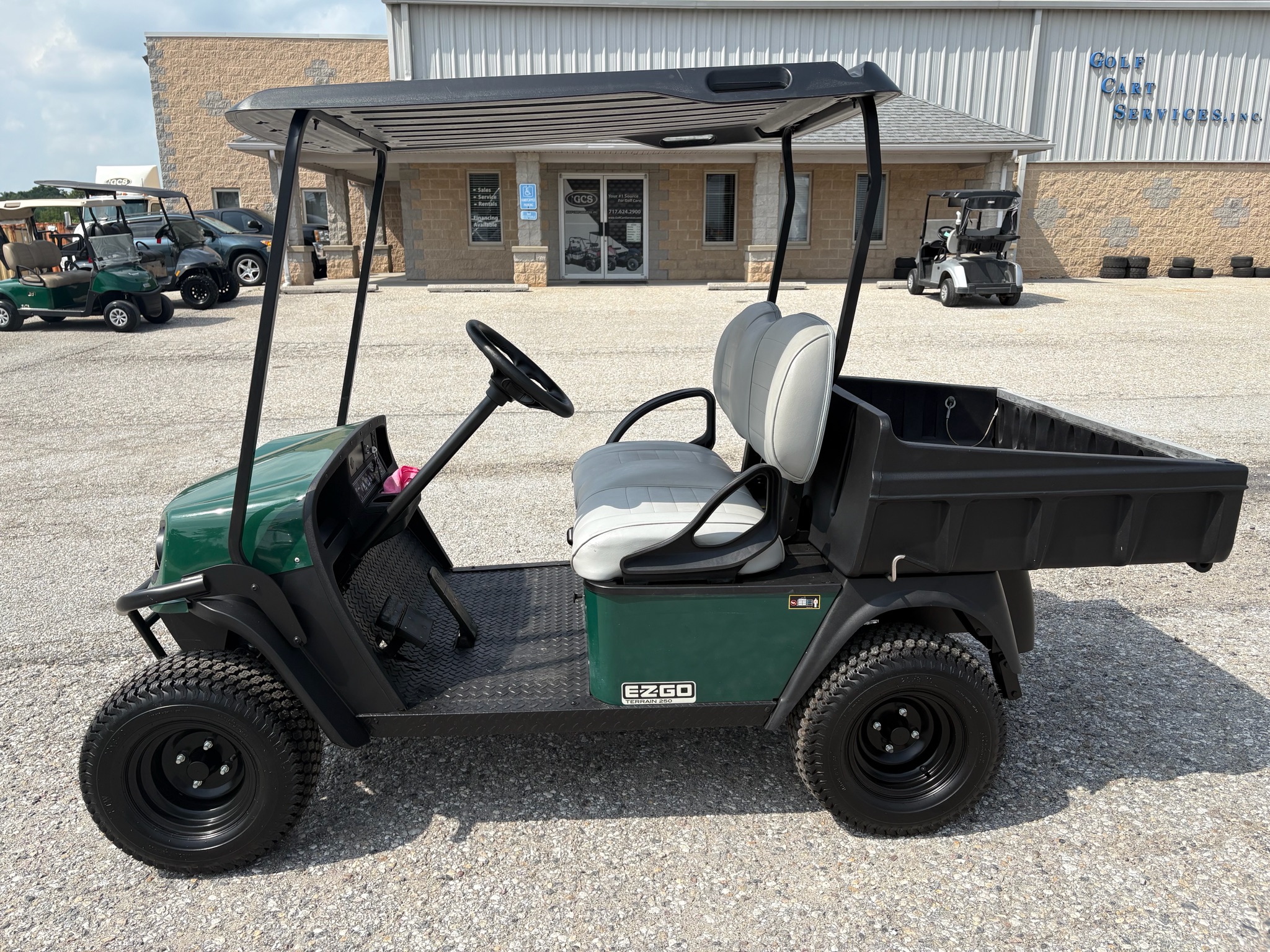 2016 EZGO TERRAIN photo 2