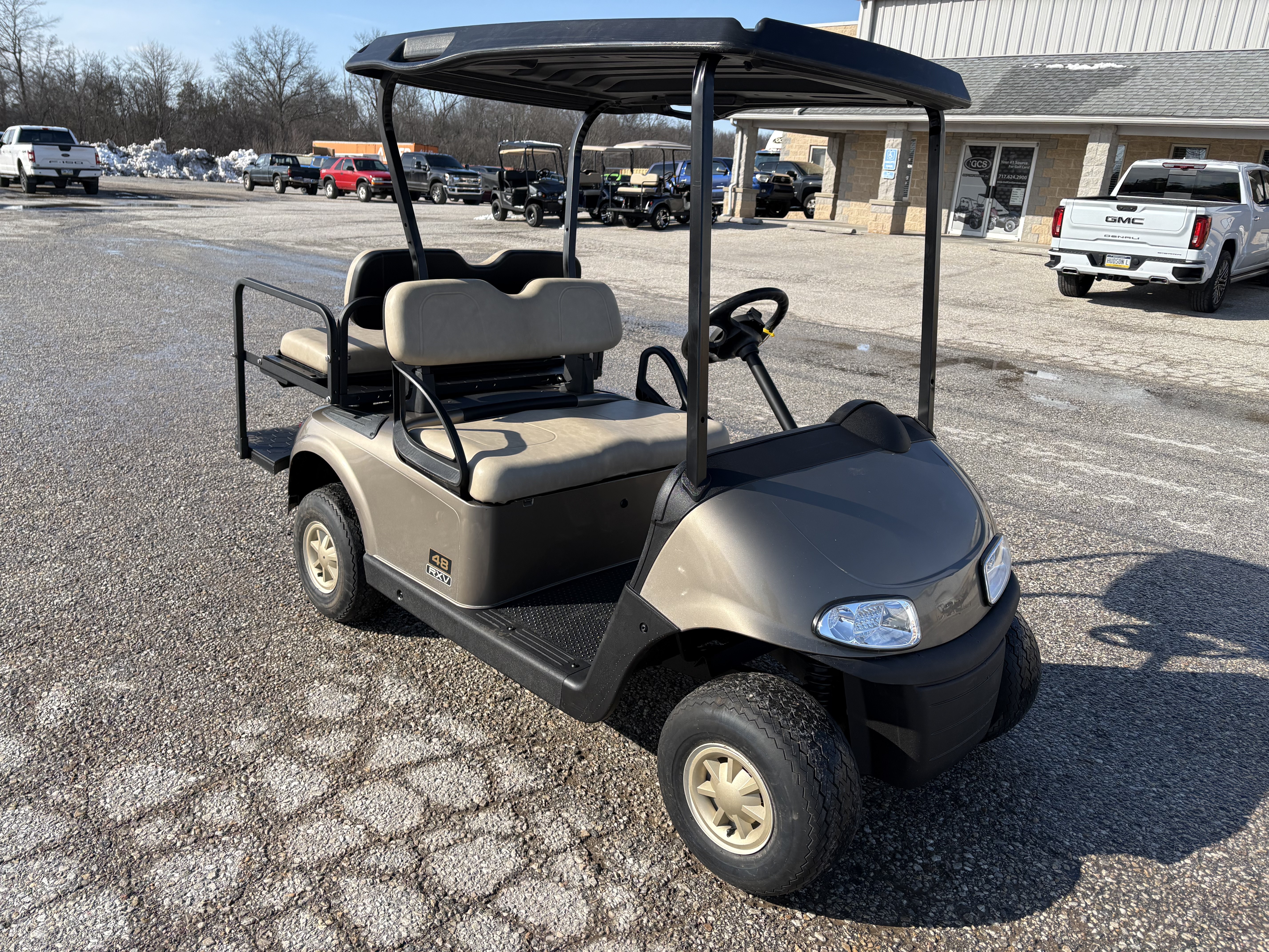 2020 EZGO RXV photo 3