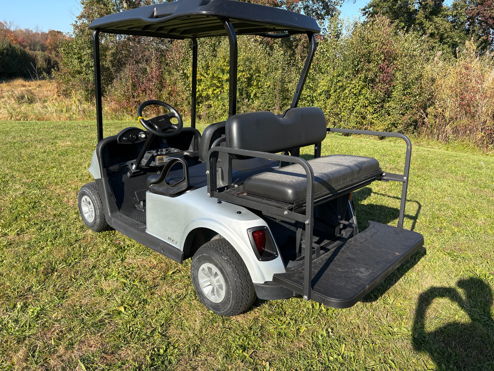 2021 EZGO photo 3