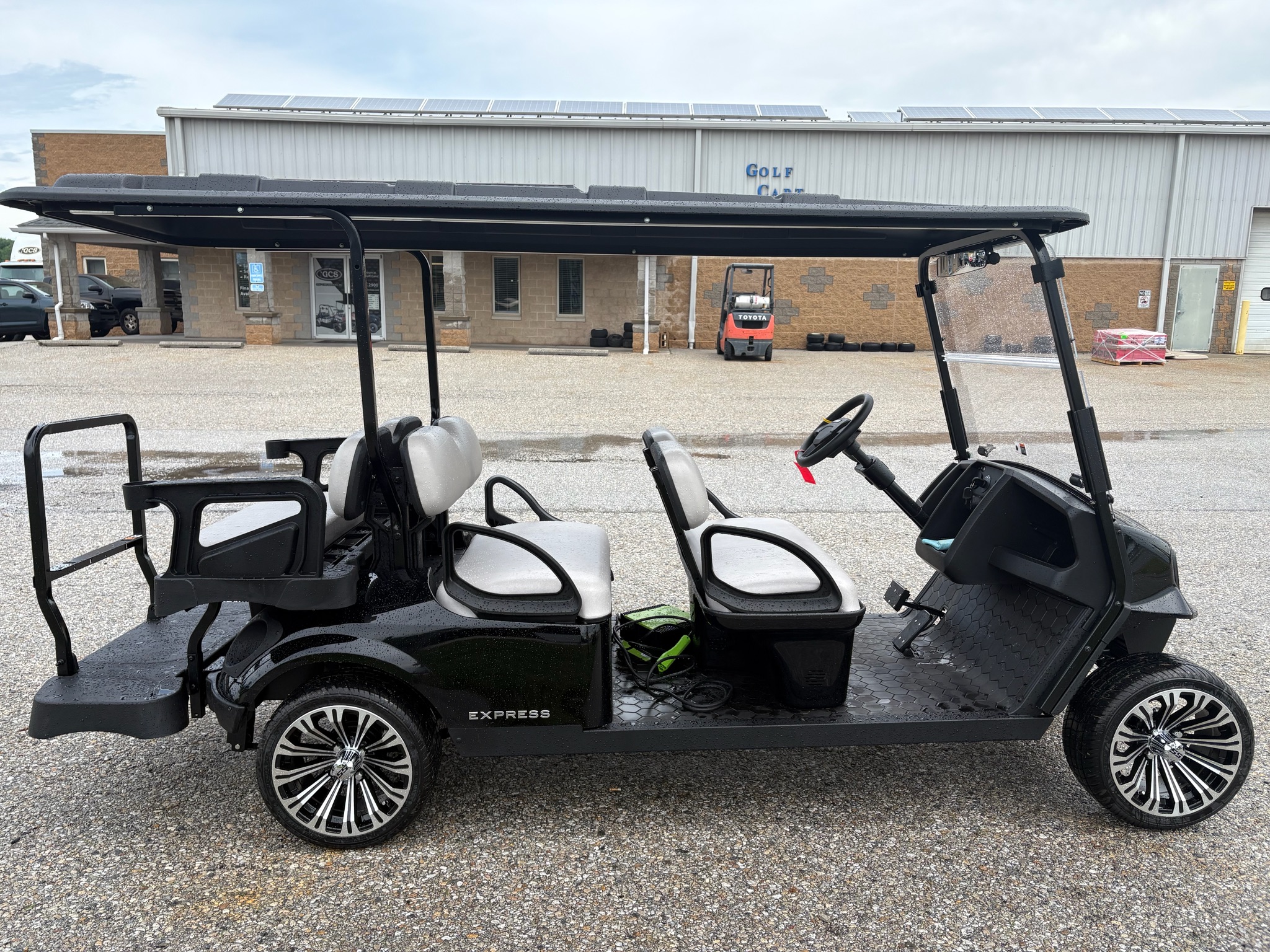 2026 EZGO EXPRESS