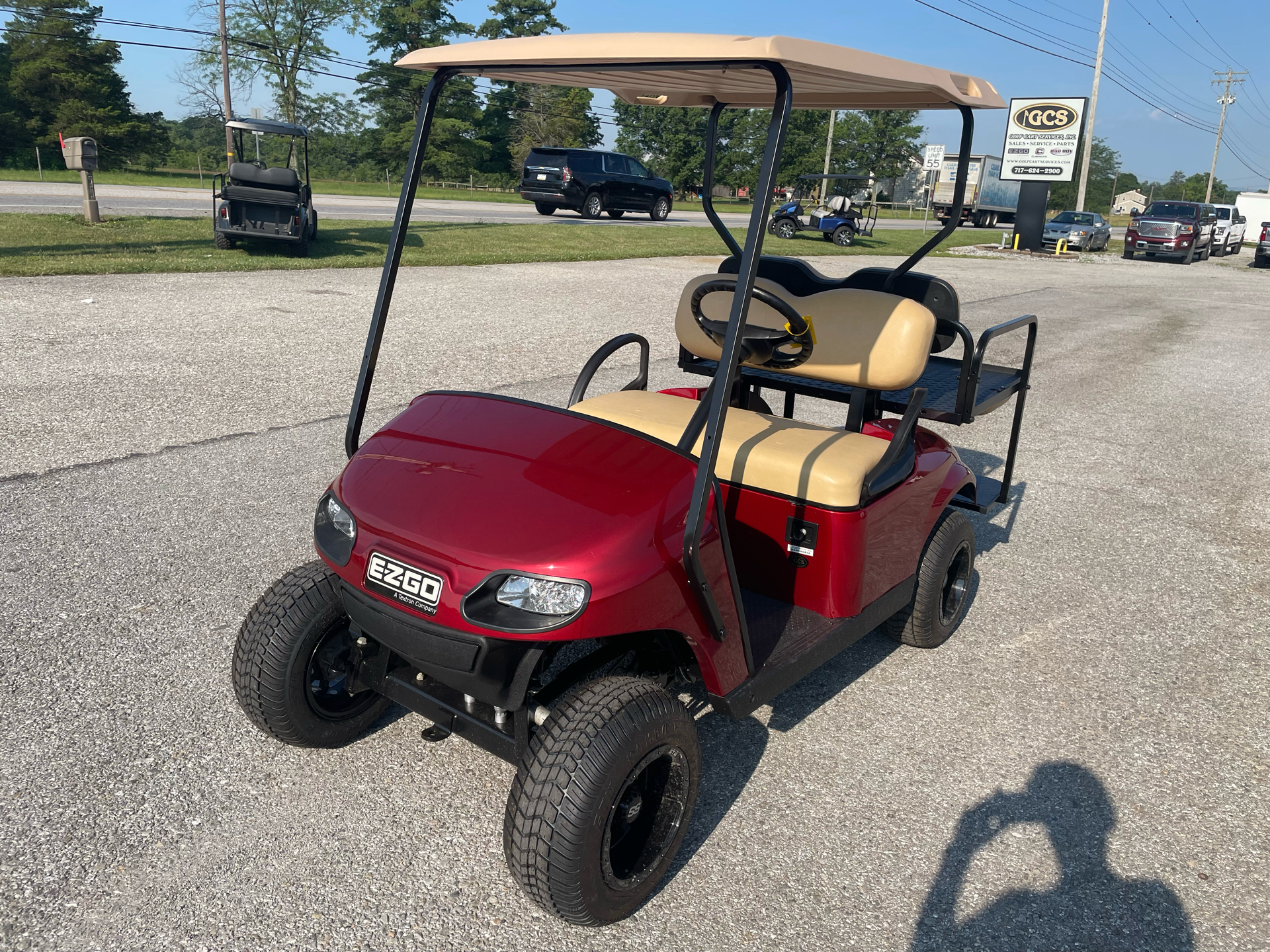 2018 EZGO TXT photo 3