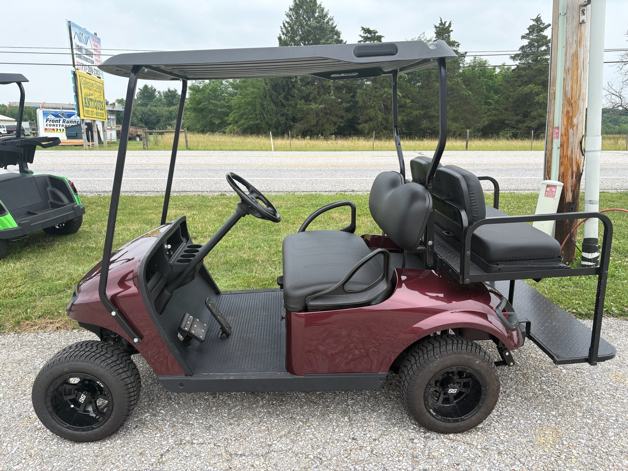 2018 EZGO TXT photo 4