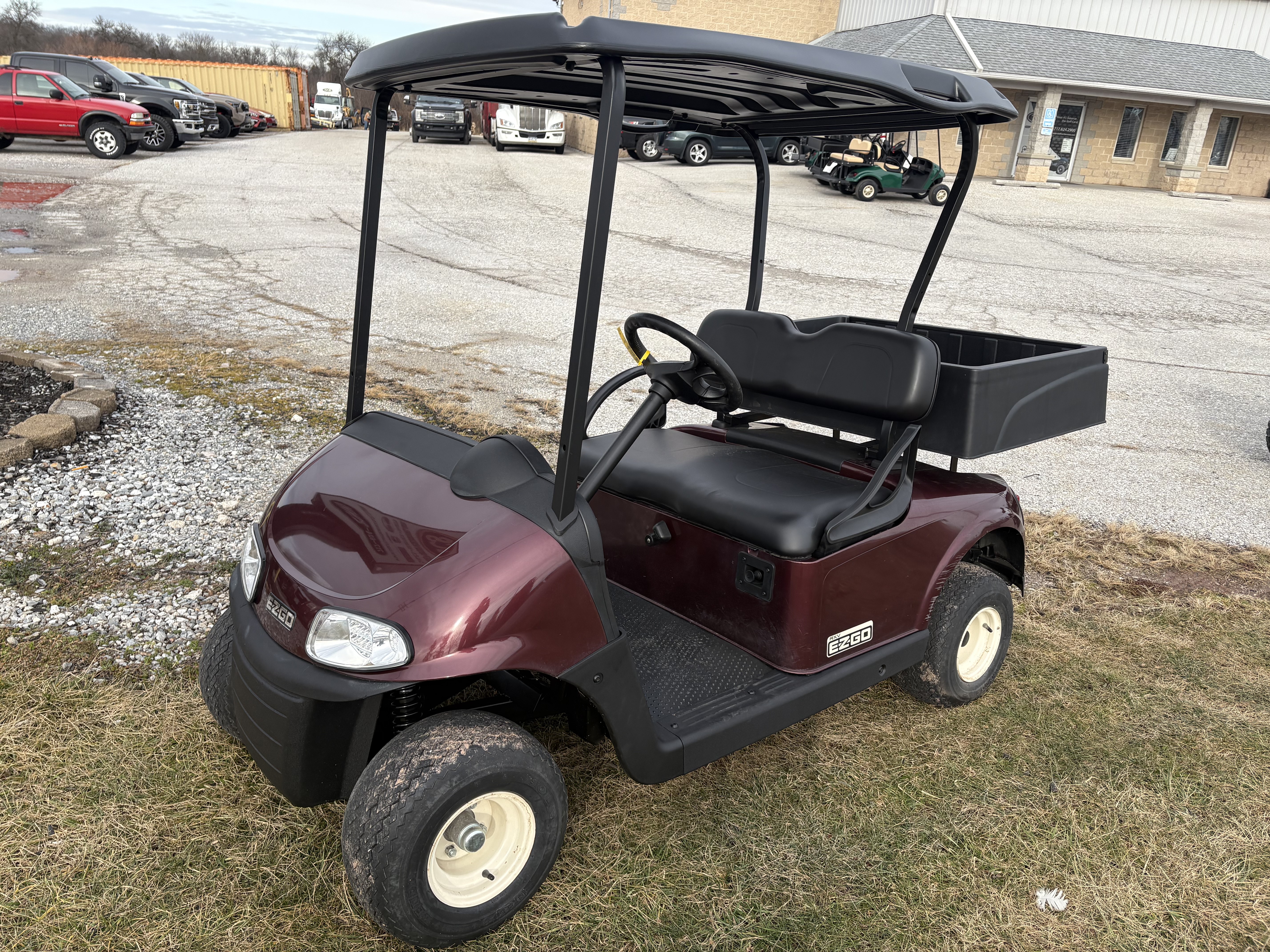 2018 EZGO RXV