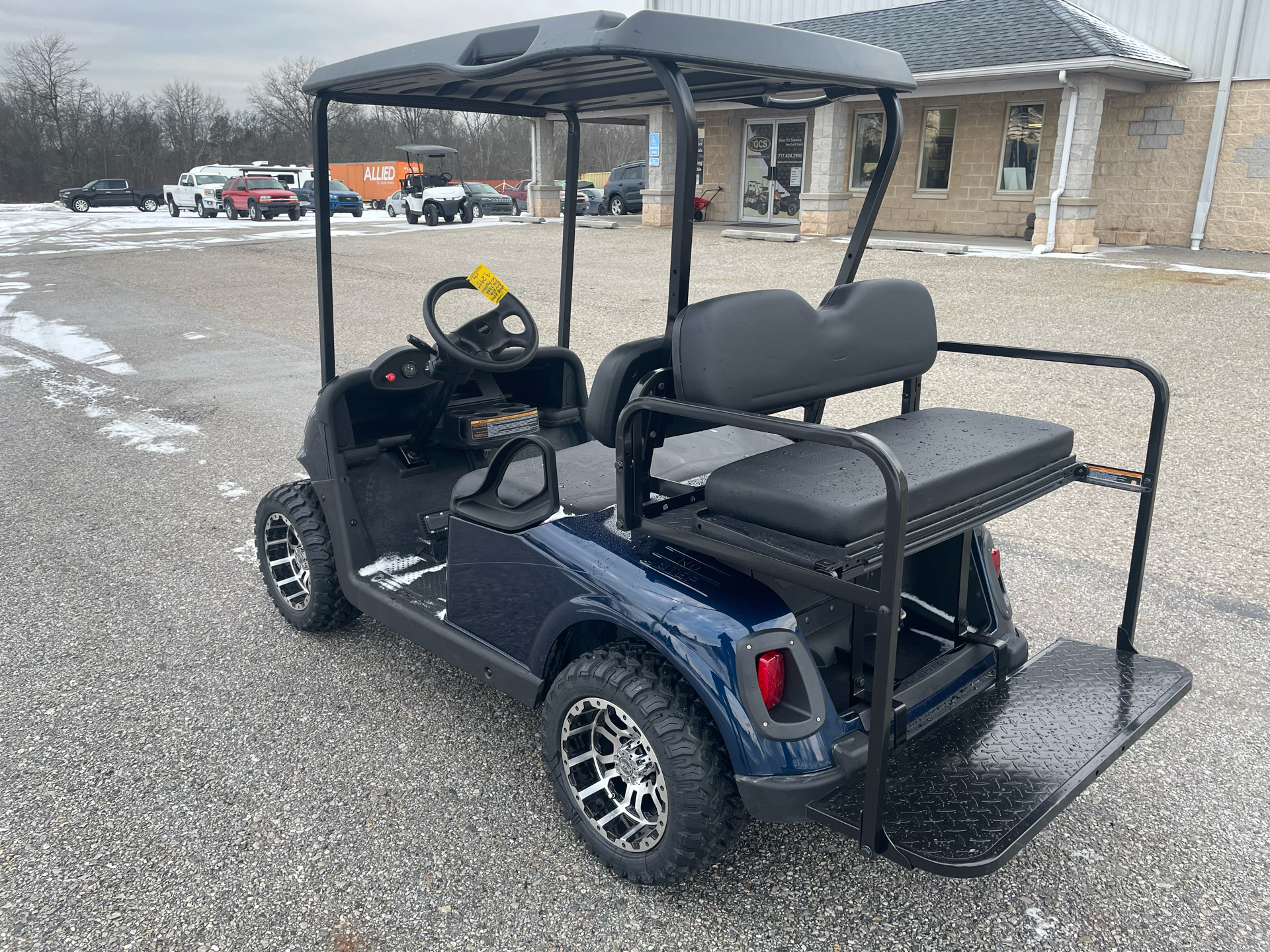 2018 EZGO RXV photo 2