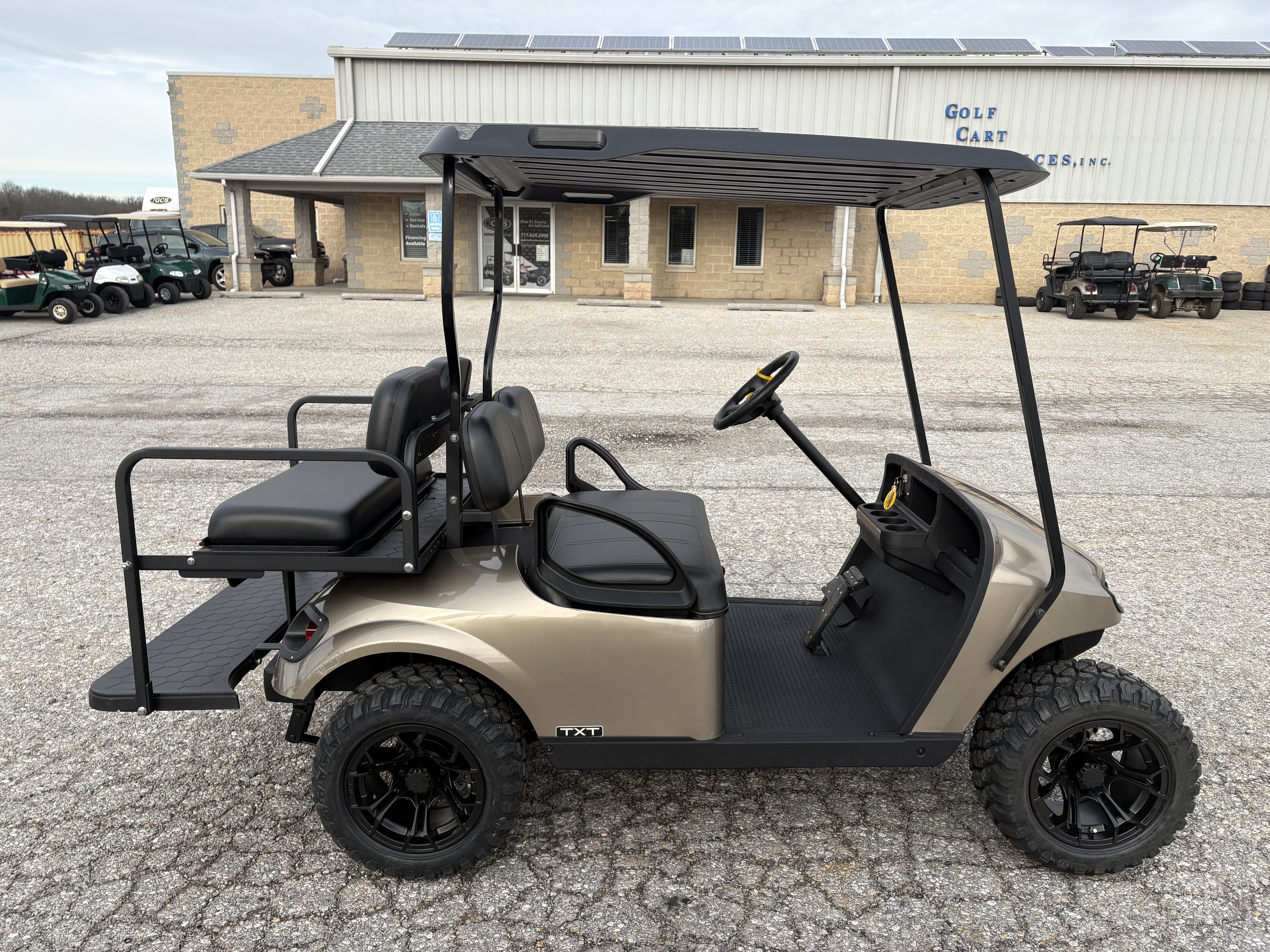 2019 EZGO TXT photo 2