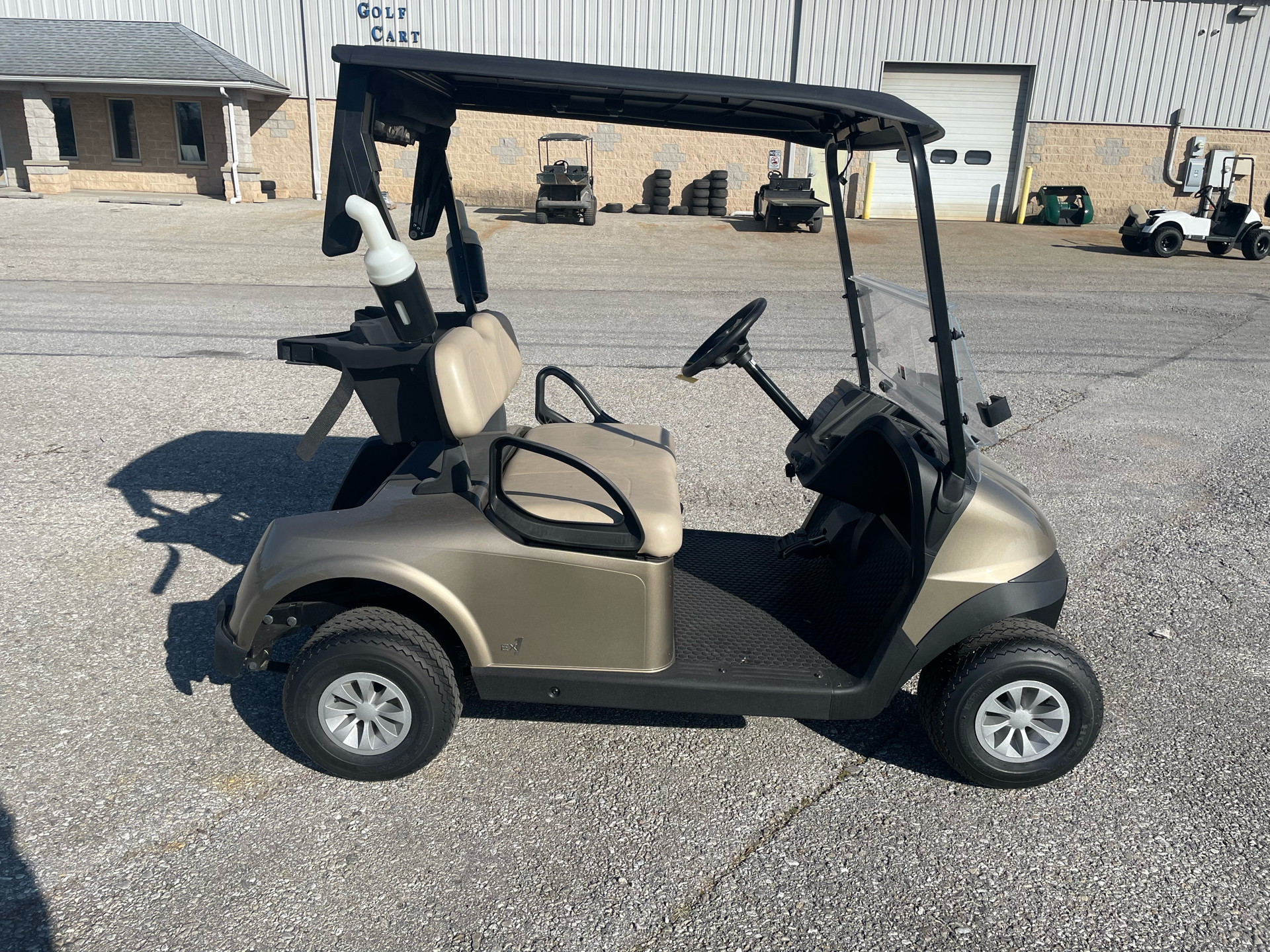 2024 E-Z-GO RXV GAS Golf Carts New Oxford Pennsylvania