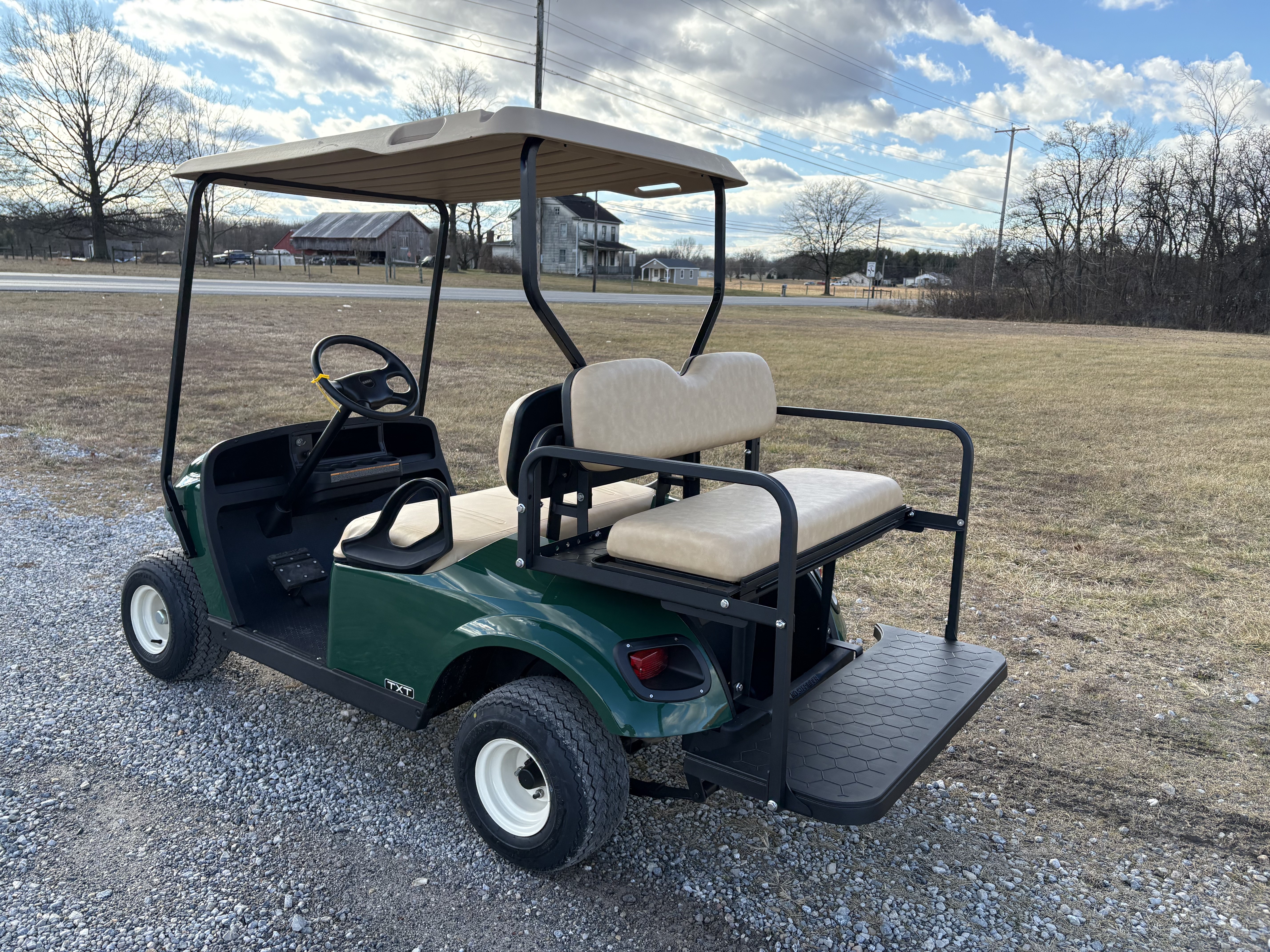 2017 EZGO TXT photo 3
