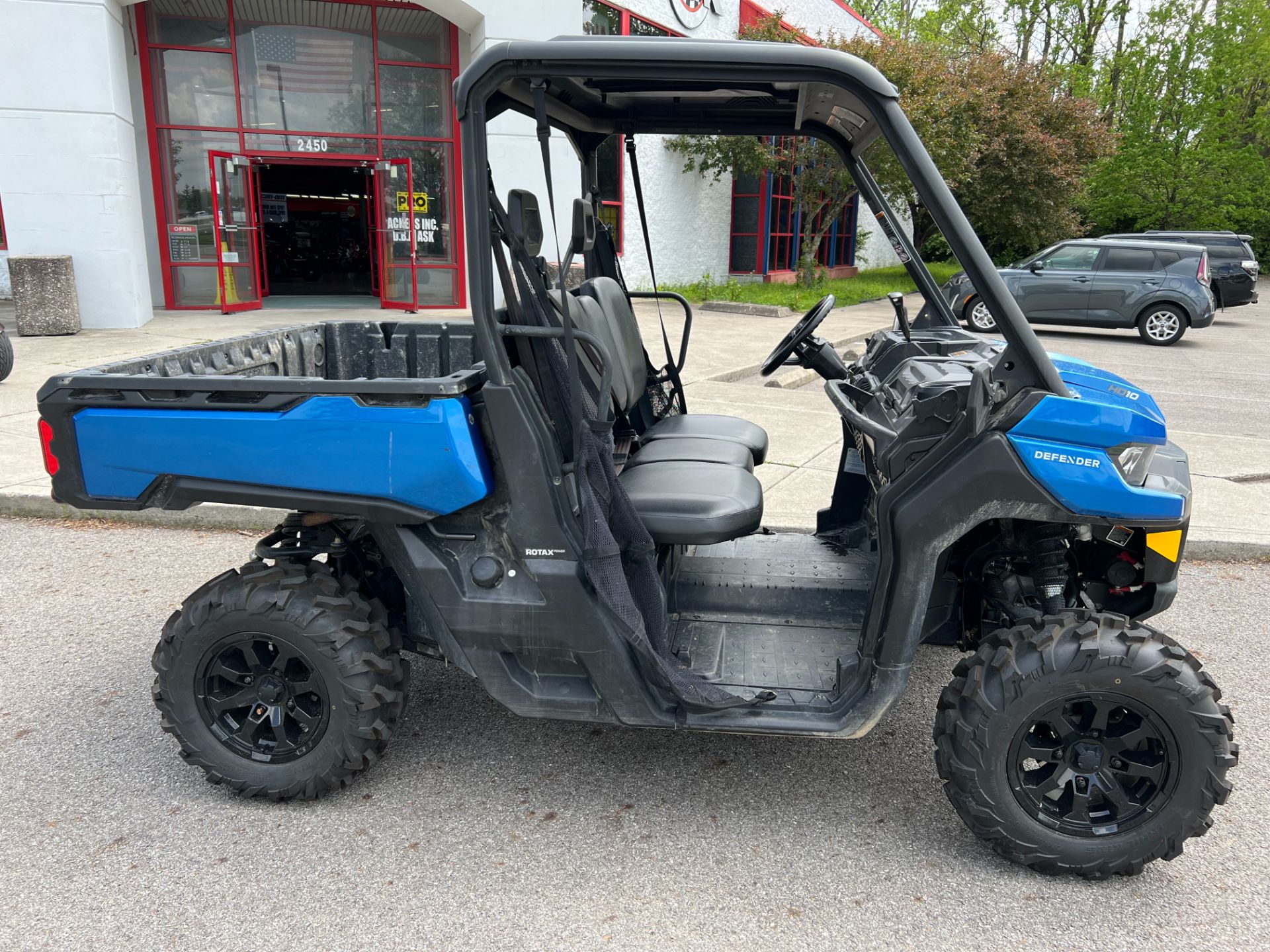 2021 Can-Am DEFENDER DPS HD10 in Columbus, Ohio - Photo 2