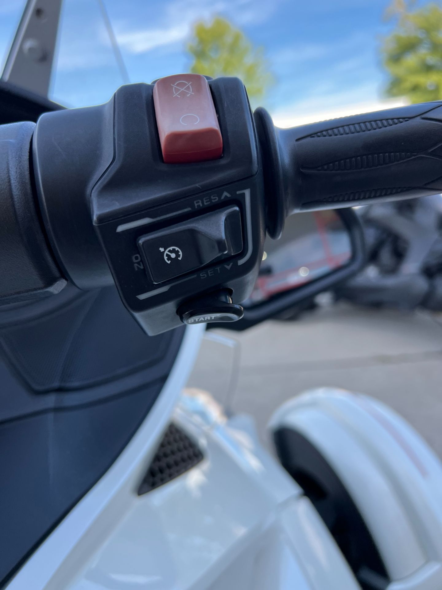 2014 Can-Am SPYDER RT-S in Columbus, Ohio - Photo 7