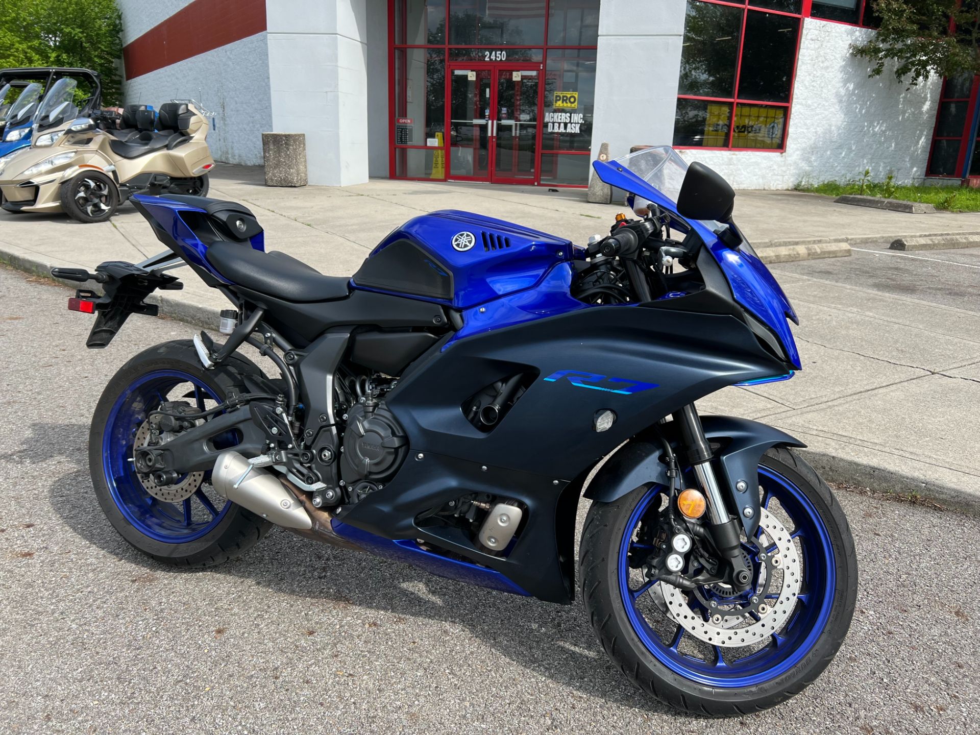 2022 Yamaha YZFR7 in Columbus, Ohio - Photo 2