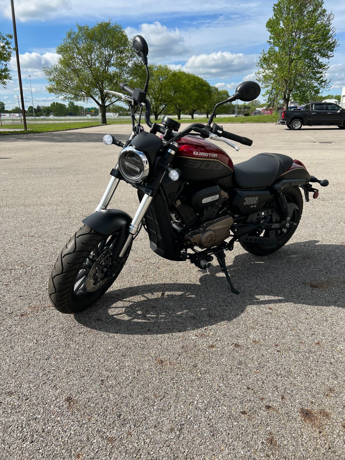 2023 QJMotor SRV300 in Columbus, Ohio - Photo 3