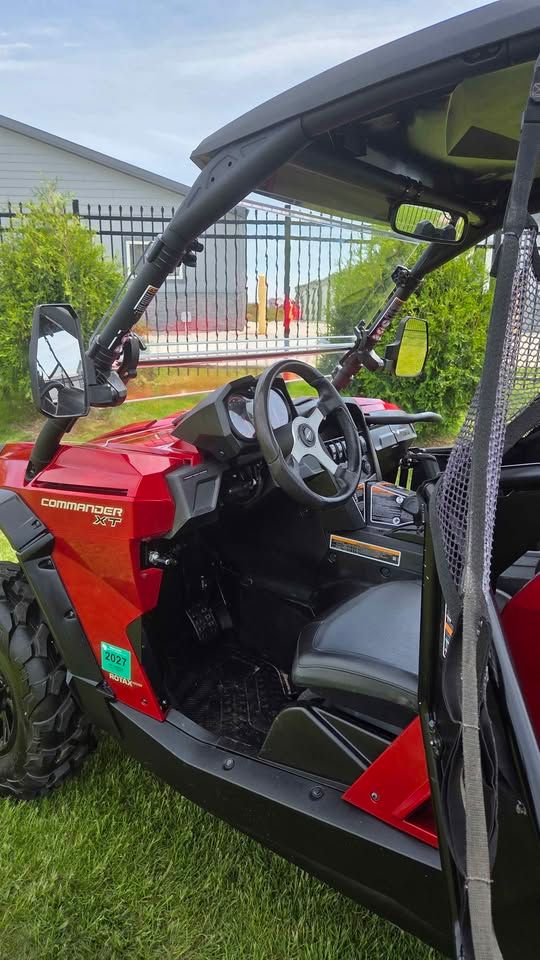 2018 Can-Am™ Commander XT 1000R 11