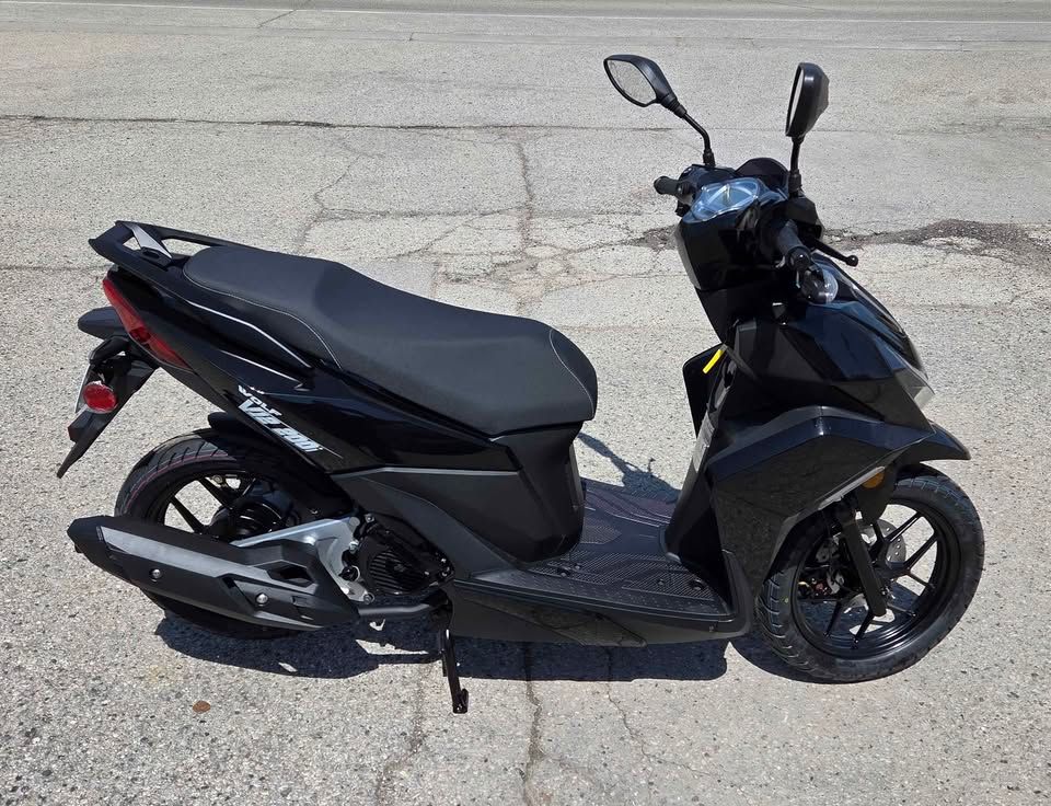 2025  Wolf V12 200i for sale 1138385