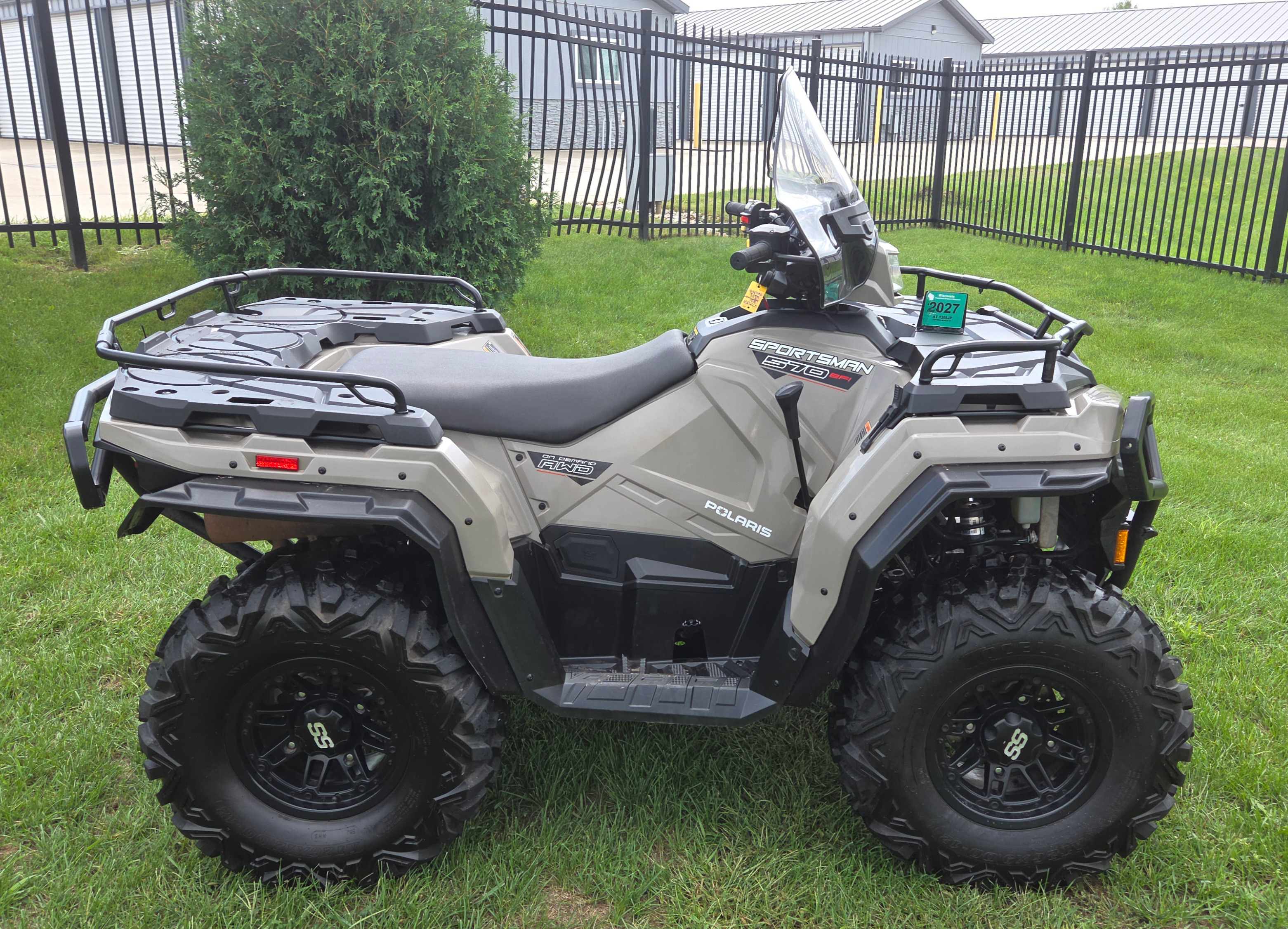 2021 Polaris Sportsman 570 EPS 1