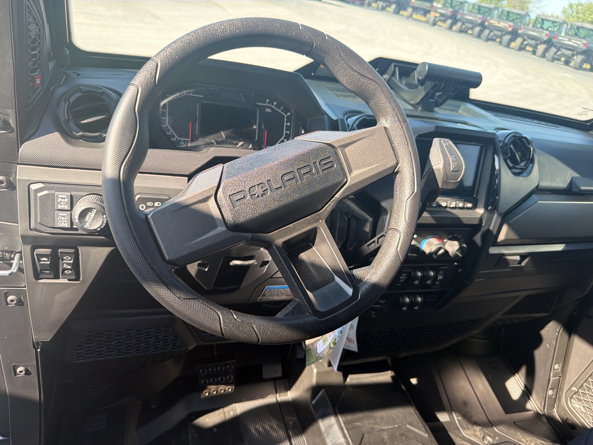 2027 Polaris Ranger Crew XD 1500 NorthStar Ultimate 7