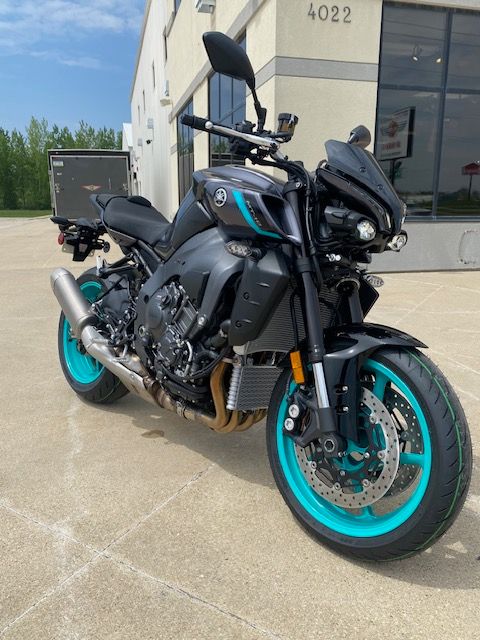 New 2024 Yamaha MT-10 CYAN | Motorcycles in Waterloo IA | 2401671