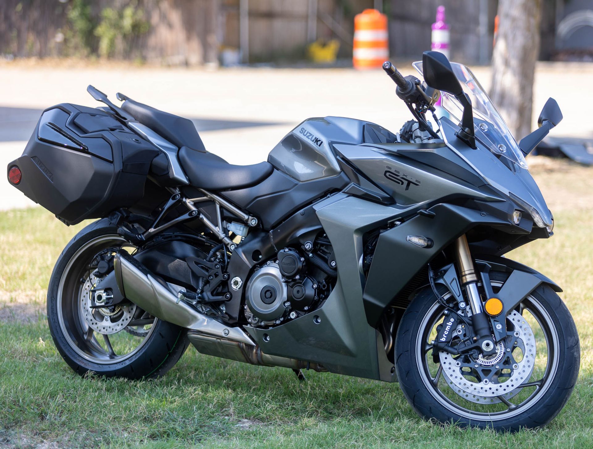 New 2025 Suzuki GSX-S1000GT+ Metallic Oort Gray No.3