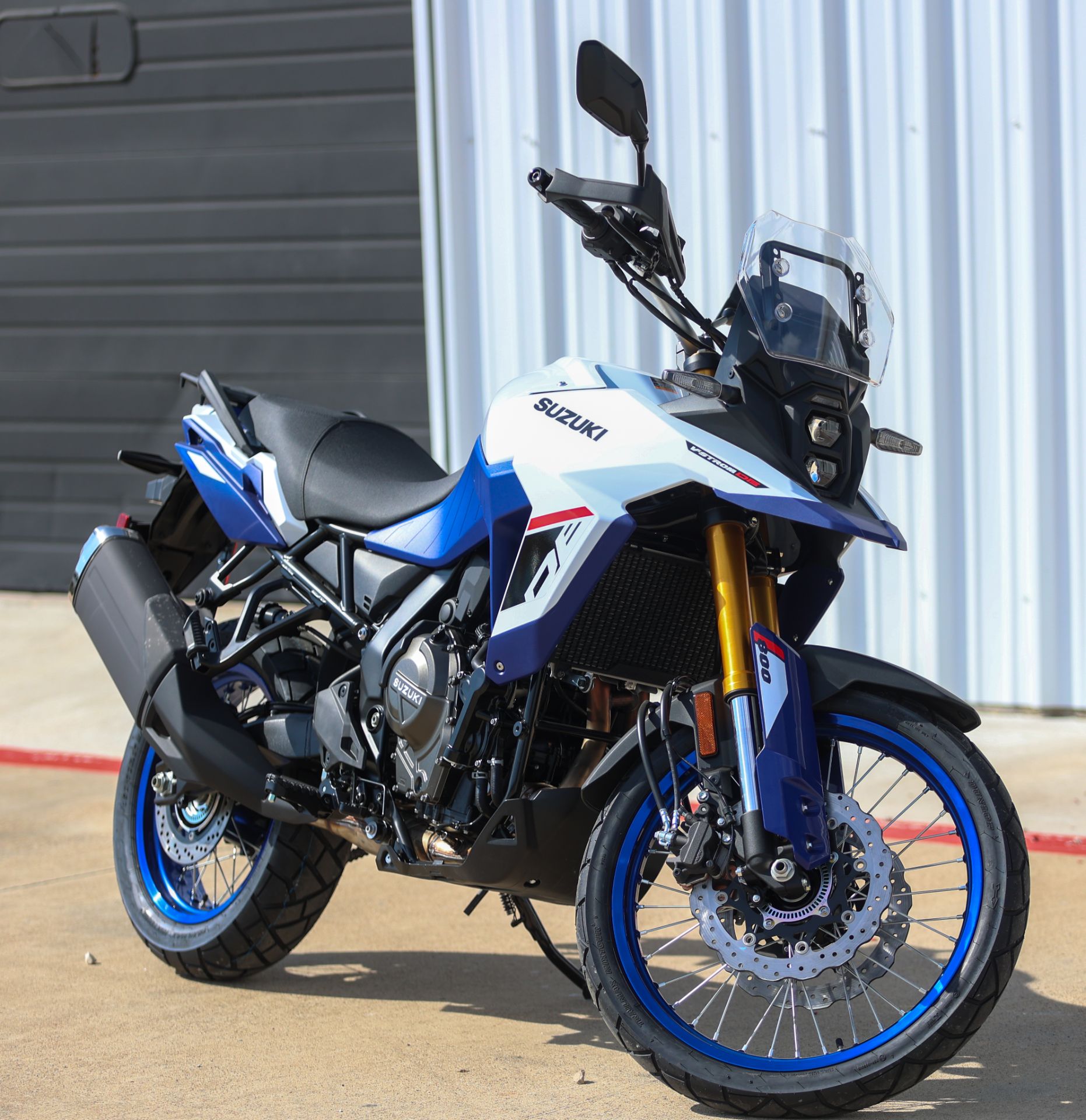 ◆STORM◆ ストーム 2026 ロゴベルト ホワイト New 2026 Suzuki V-Strom 800DE Pearl Tech White