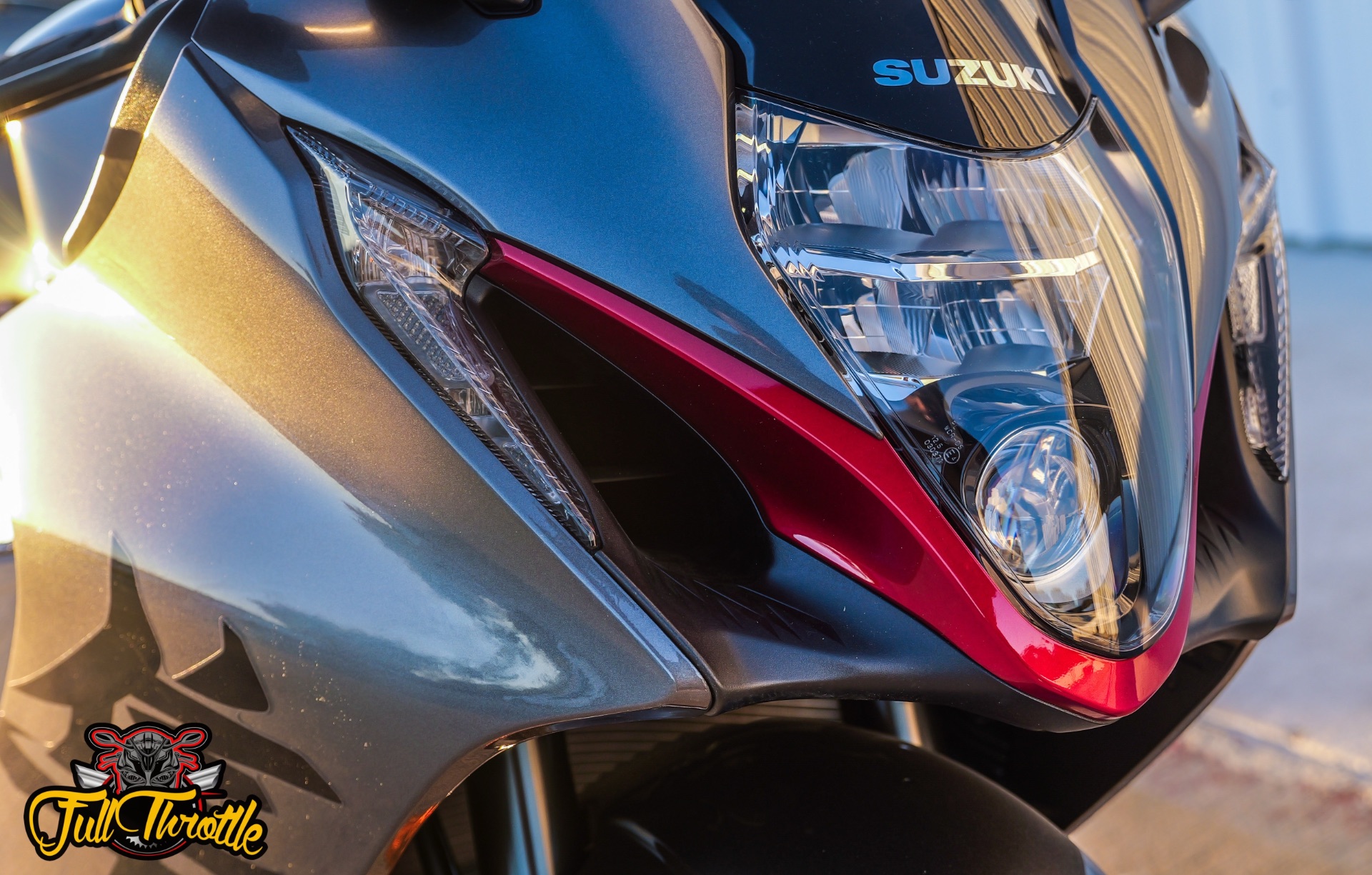 FALCON （HAYABUSA）ultra DUNU Suzuki Released a New Color for the 2022 Peregrine Falcon