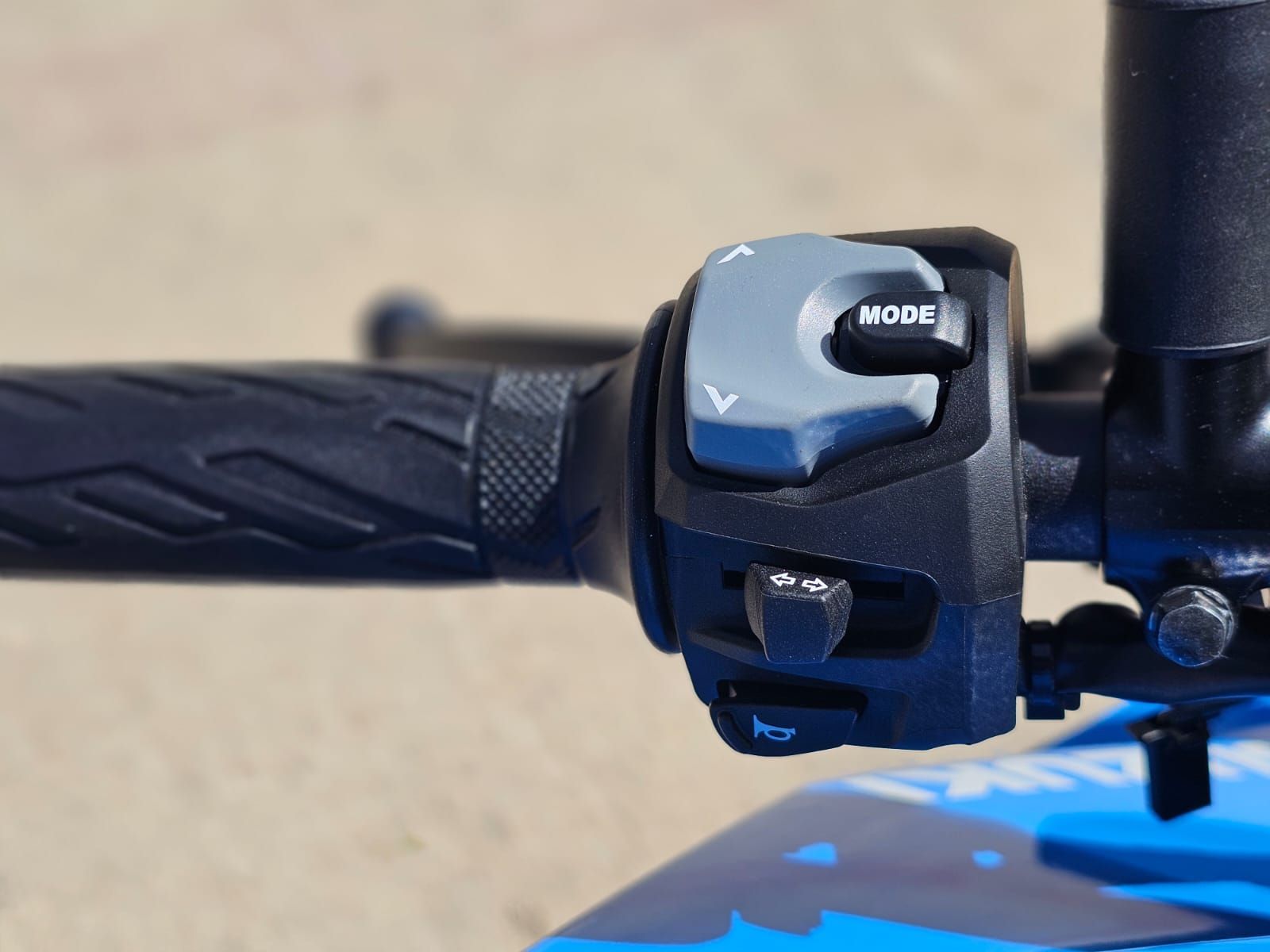 New 2025 Suzuki GSX-8S Blue