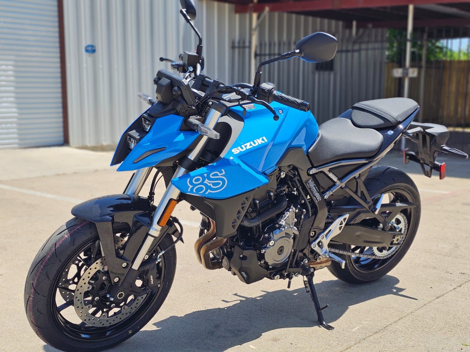 New 2025 Suzuki GSX-8S Blue