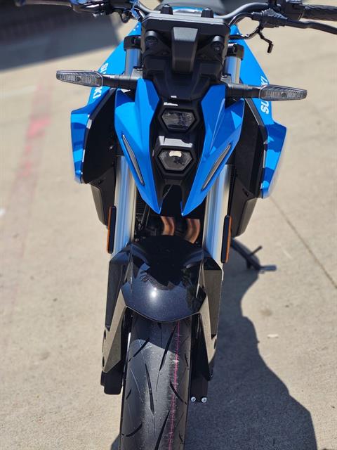 New 2025 Suzuki GSX-8S Blue
