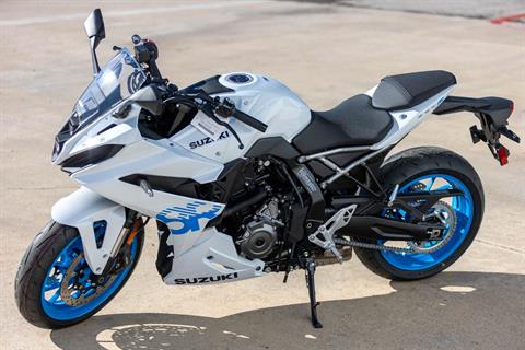 New 2026 Suzuki GSX-8R Pearl Tech White