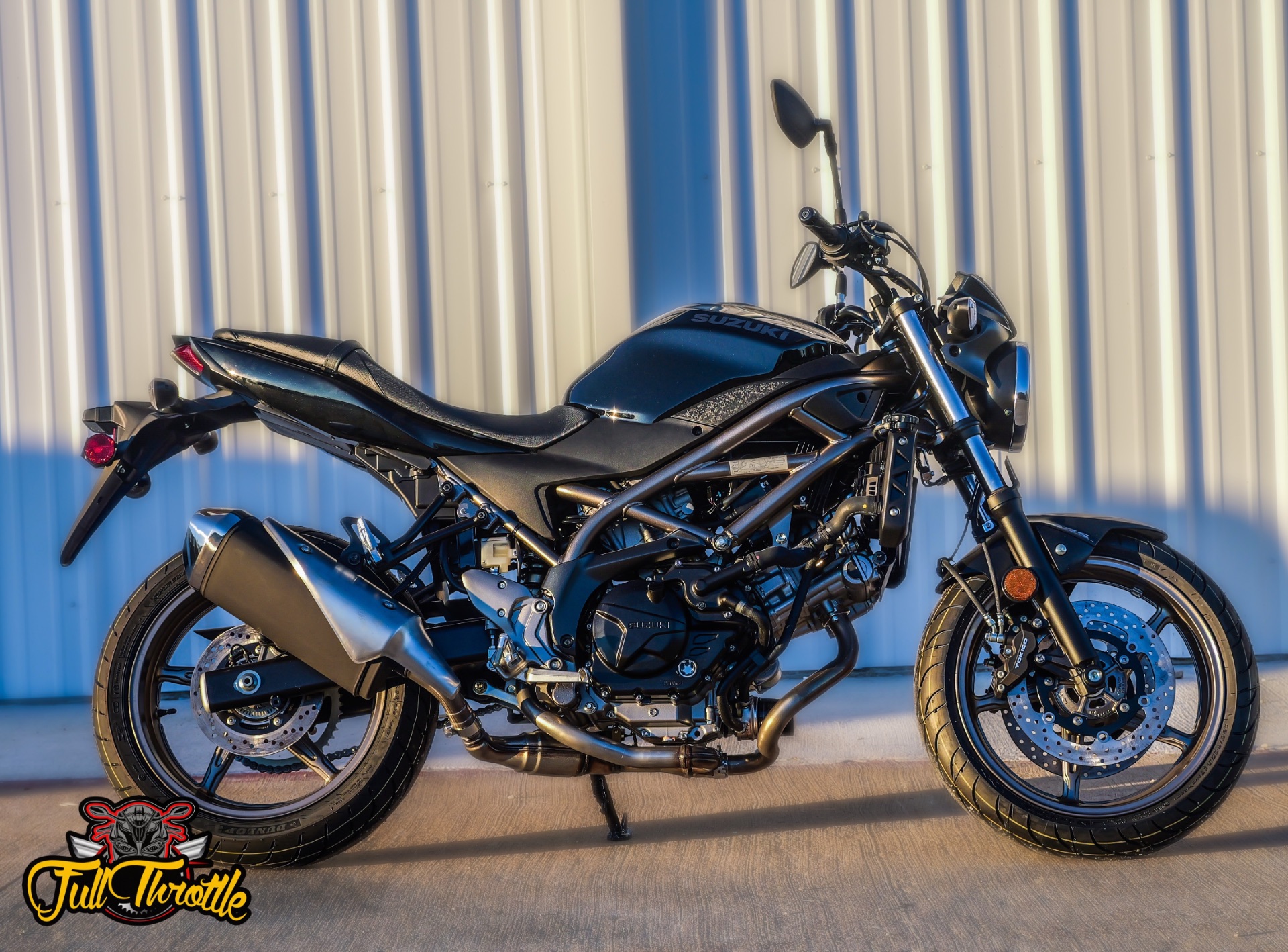 HONDA VFR800X |カスタムパーツ|バイクパーツ専門店 モトパーツ(MOTO PARTS) VFR800F(RC79) VFR800X(RC80)用 純正オプションサイドバニアケース装着時用アルミサイレンサーステー TSR(