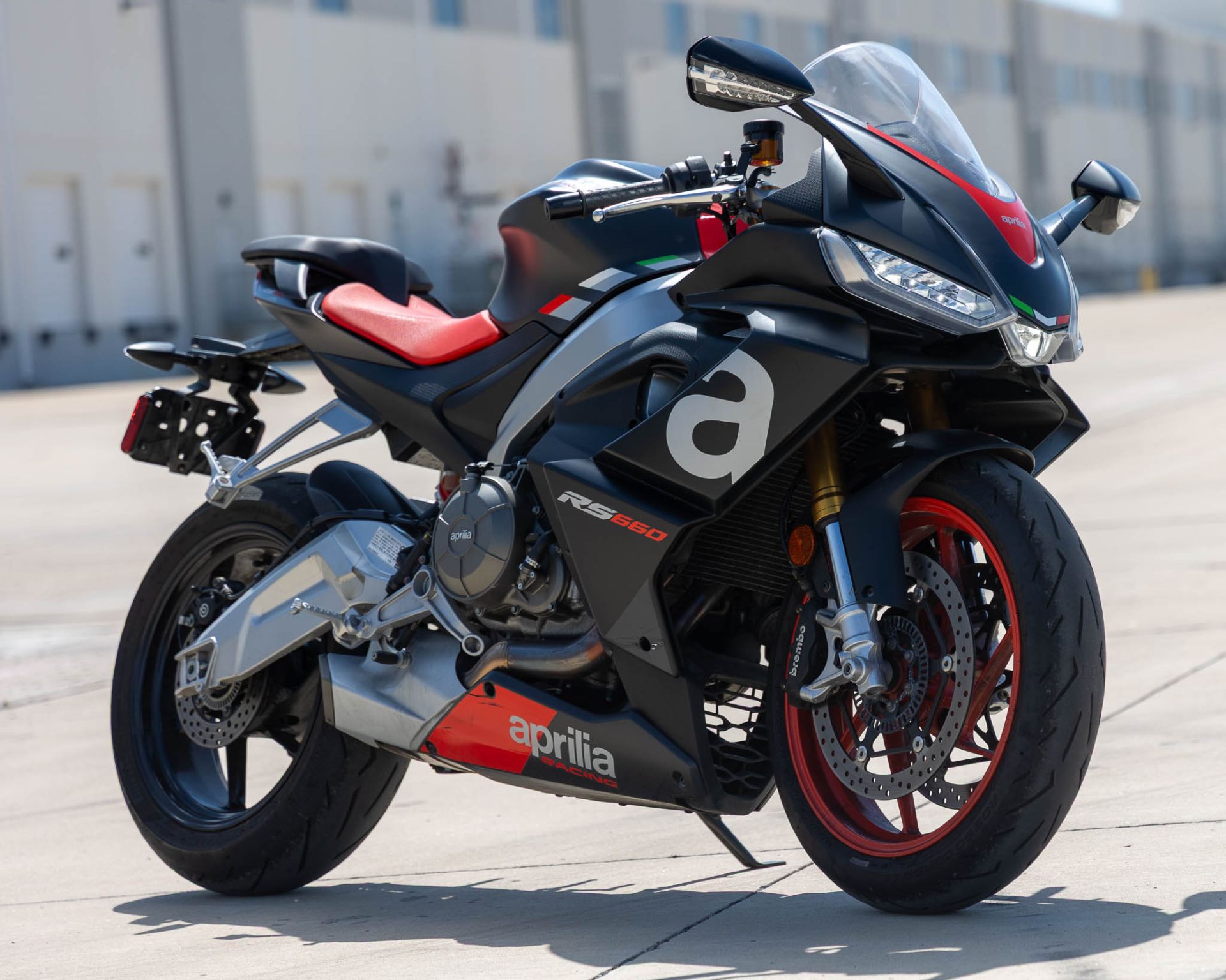 アベイル　22SLC20R ブラック Amazon | Avail(アベイル) ms_22slc20r_blk ダイワ 22シルバー