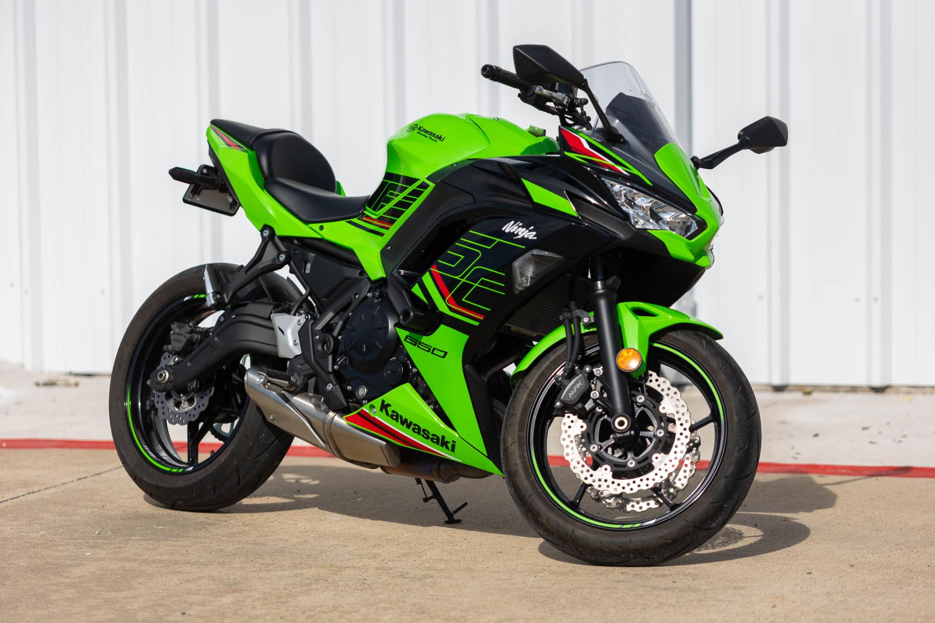 Used 2023 Kawasaki Ninja 650 KRT Edition Lime Green / Ebony