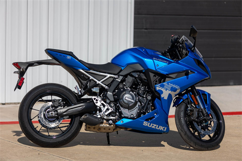 New 2026 Suzuki GSX-8R Metallic Triton Blue