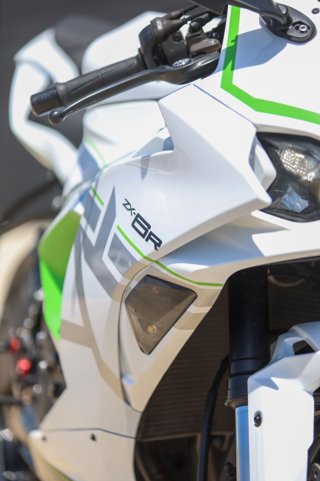 Used 2025 Kawasaki Ninja® ZX™-6R KRT Edition ABS BLACK/WHITE