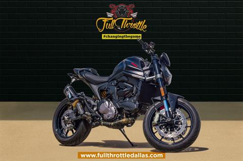 Ducati Monster+ 937 純正タンク&サイドカバー ブラック Accessories and Personalisation | Monster MY24