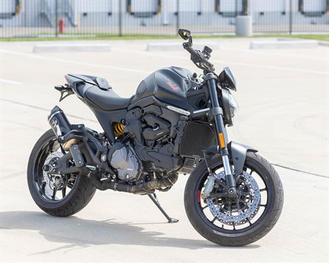 Ducati Monster+ 937 純正タンク&サイドカバー ブラック Accessories and Personalisation | Monster MY24