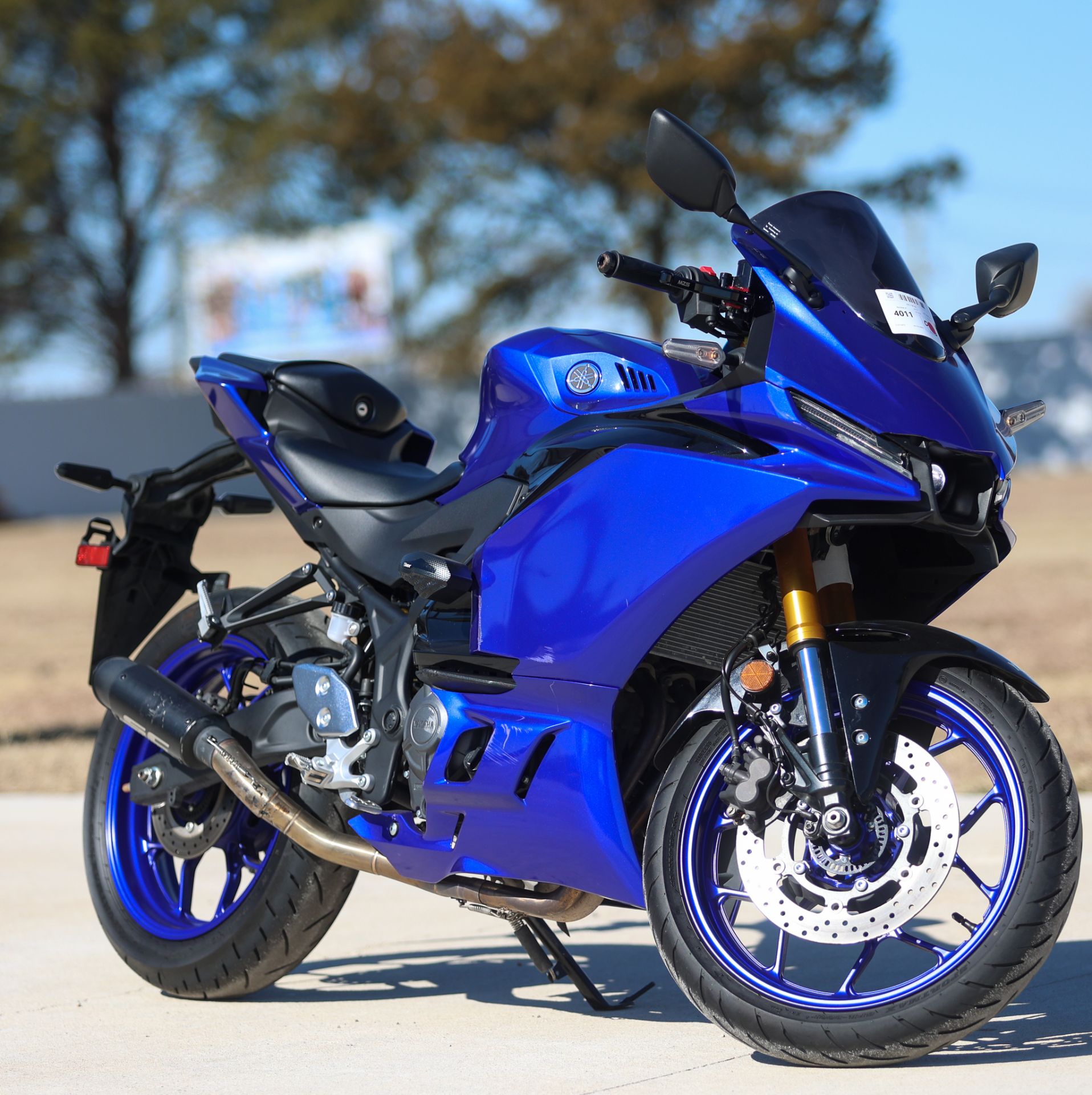 Used 2025 Yamaha YZF-R3 Blue