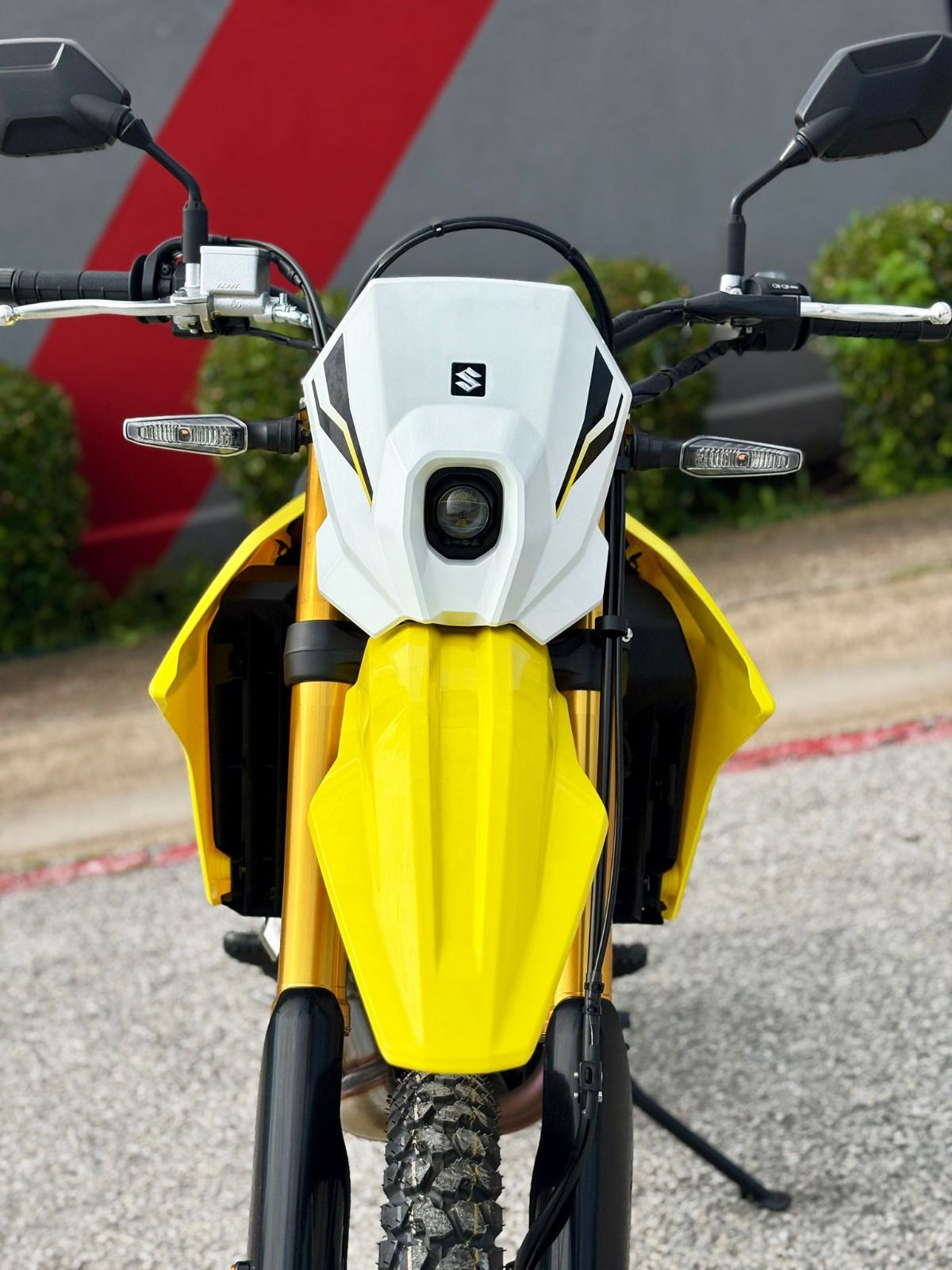 New 2025 Suzuki DR-Z4S Yellow