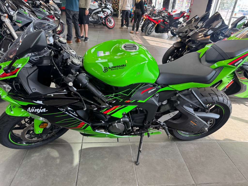 Used 2023 Kawasaki NINJA ZX-6R Green/Black