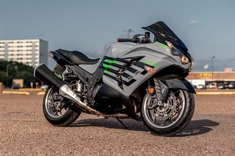Used 2013 Kawasaki Ninja® ZX™-14R Pearl Stardust White