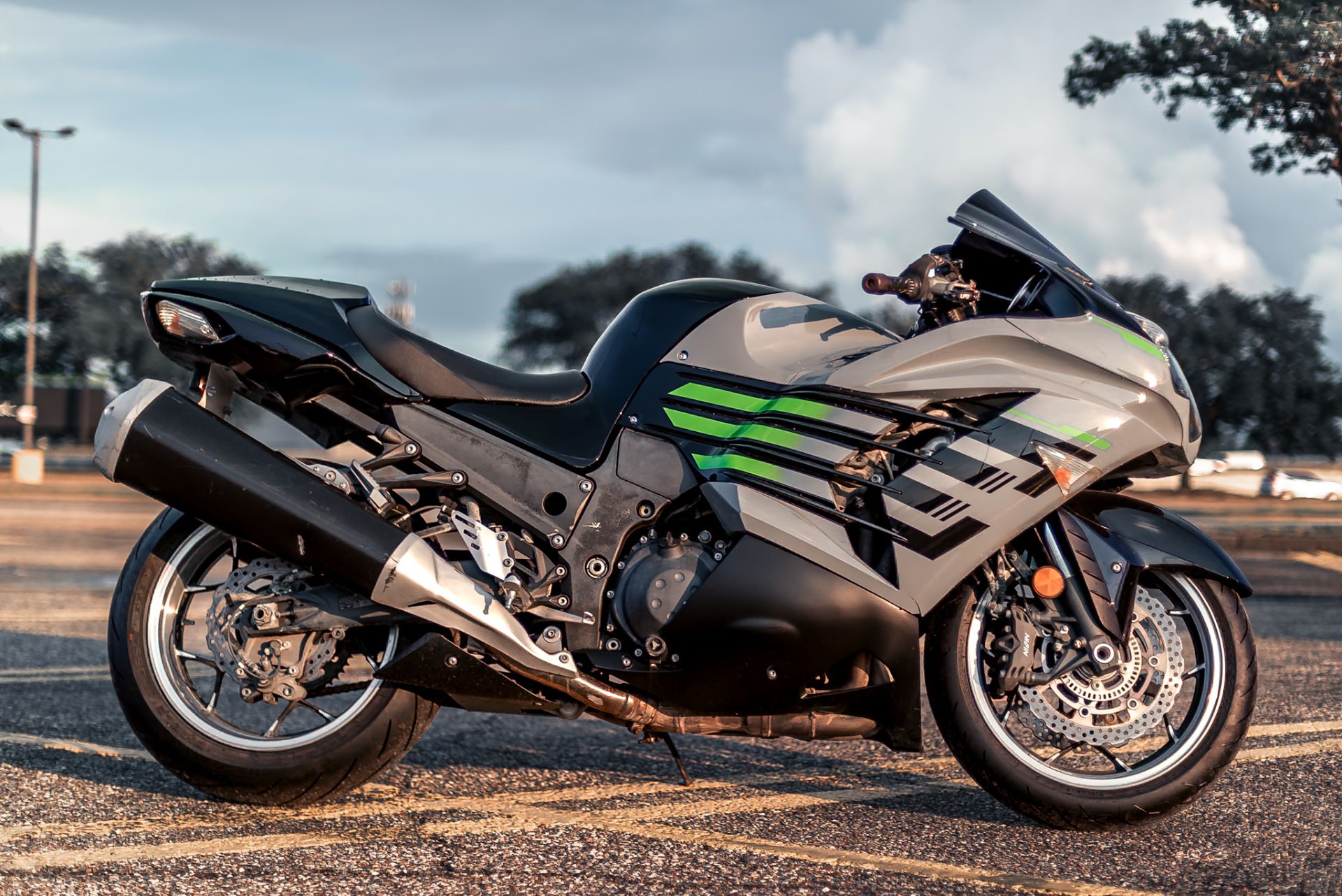 Used 2013 Kawasaki Ninja® ZX™-14R Pearl Stardust White
