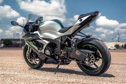 RIN  Graves-Kawasaki-ZX4RR-LOW-