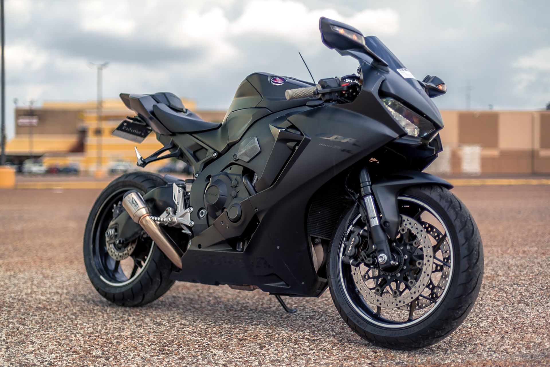 Pièce NGK 13072 Compatible Honda CBR 1000 RR Fireblade SP2 ABS (SC77) 2017-2019