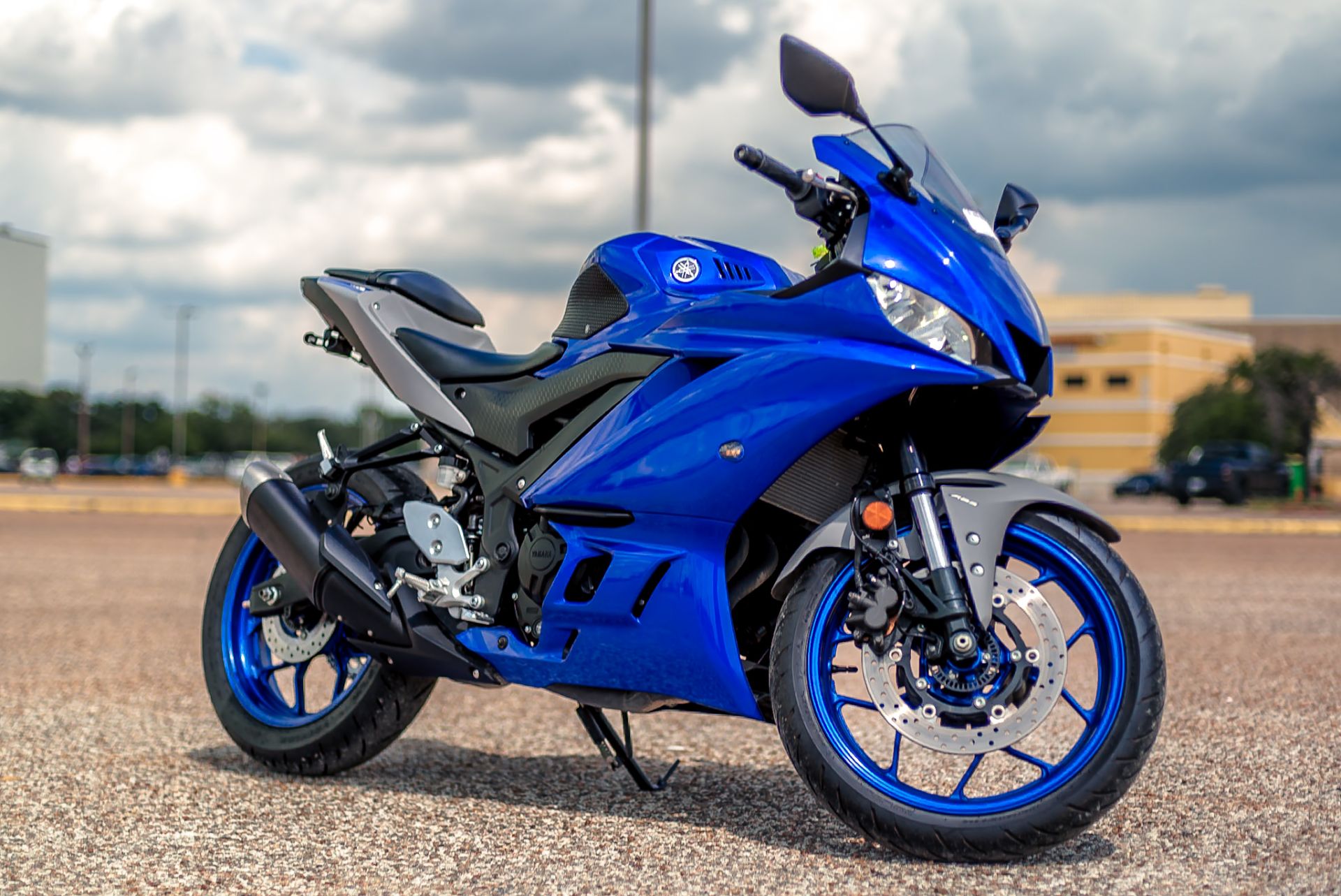 Yamaha R3 Top Speed