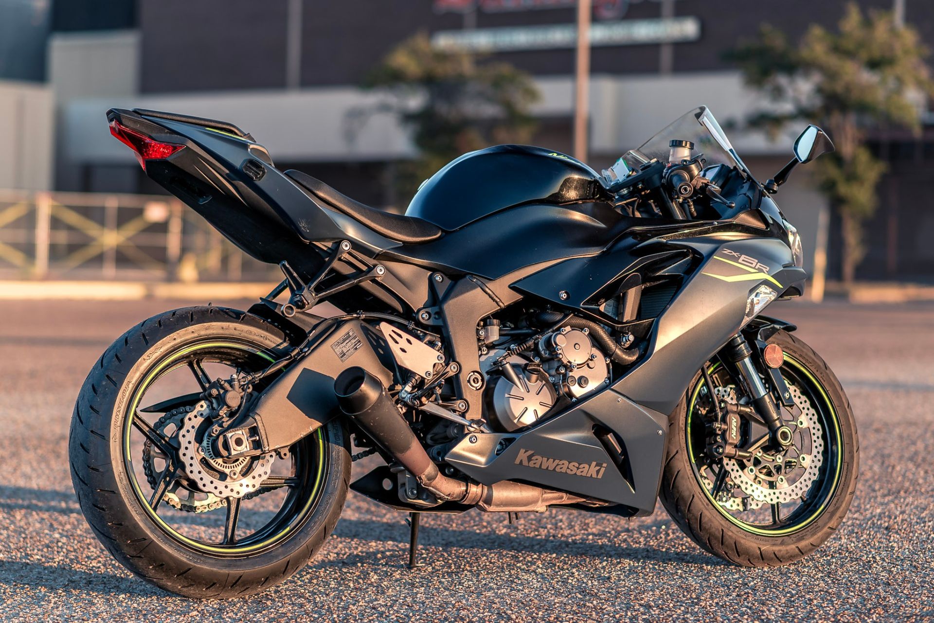 Used 2023 Kawasaki KAWASAKI NINJA ZX-6R Black & Blue