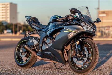 モトカワナオキ② カワサキ Ninja ZX−6R KRT EDのバイク詳細